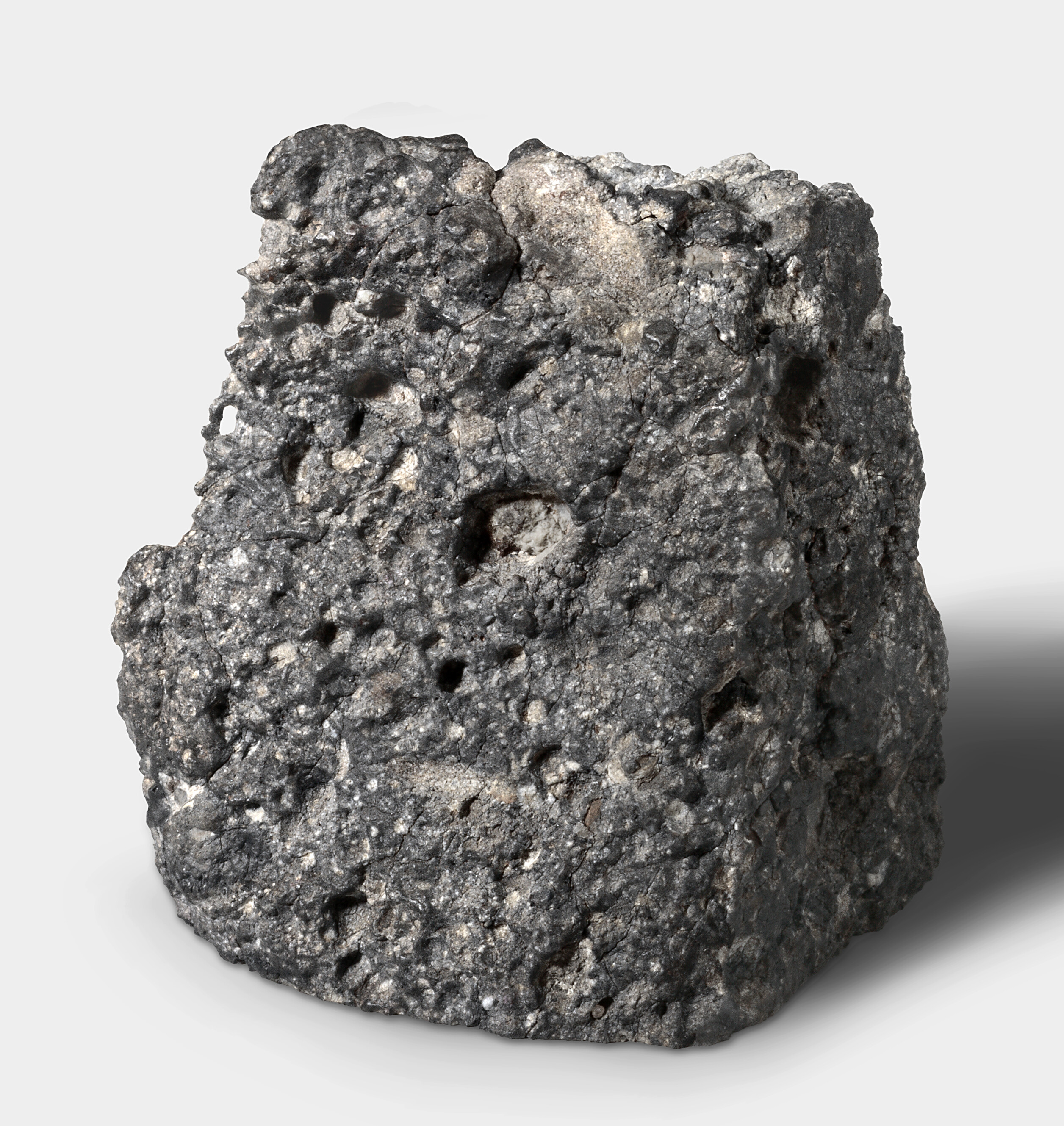 NWA 12691 — LUNAR END PIECE image 2