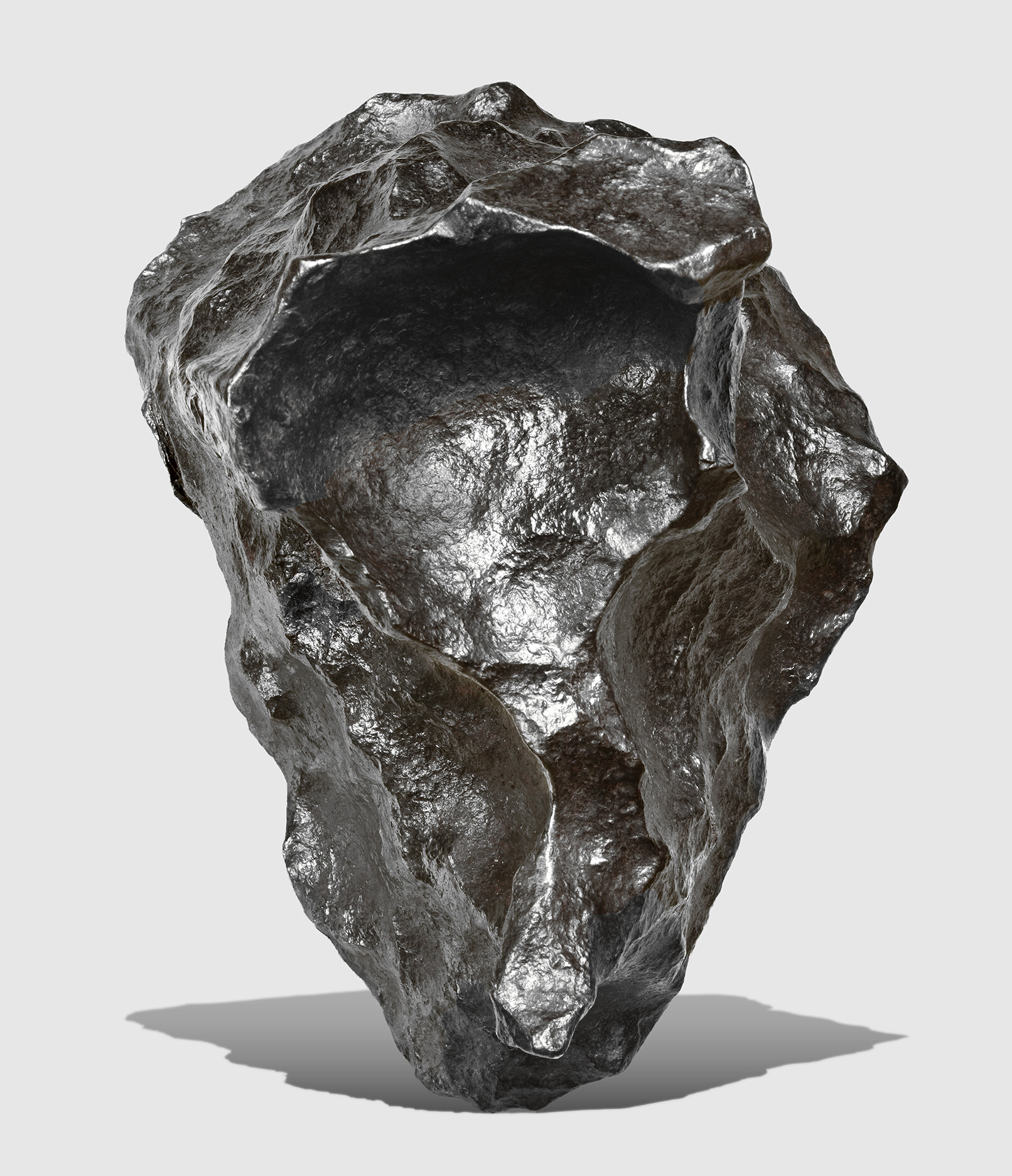 FINE SCULPTURAL GIBEON METEORITE image 2