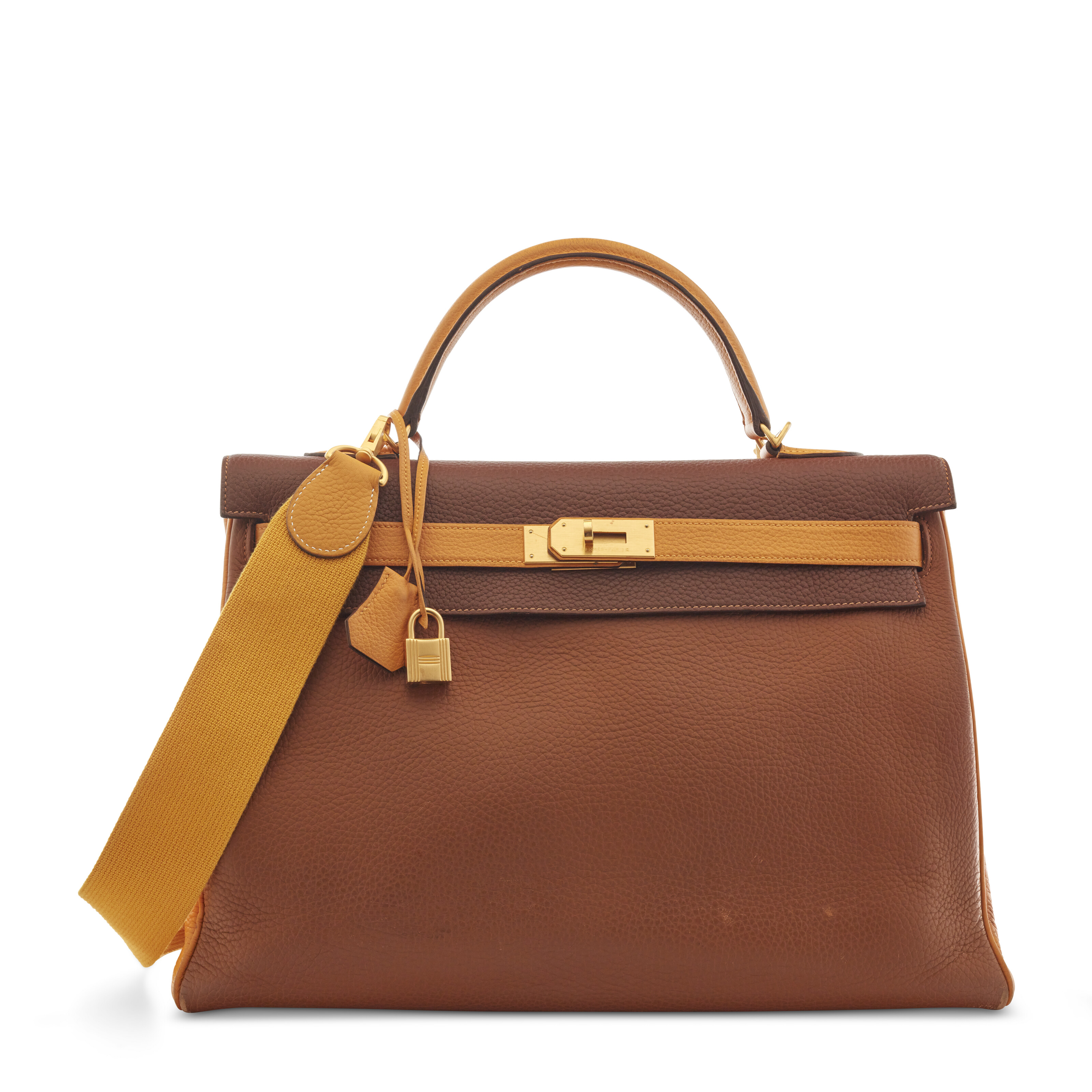 A GOLD CLÉMENCE LEATHER BIRKIN 40 WITH GOLD HARDWARE, HERMÈS, 2001