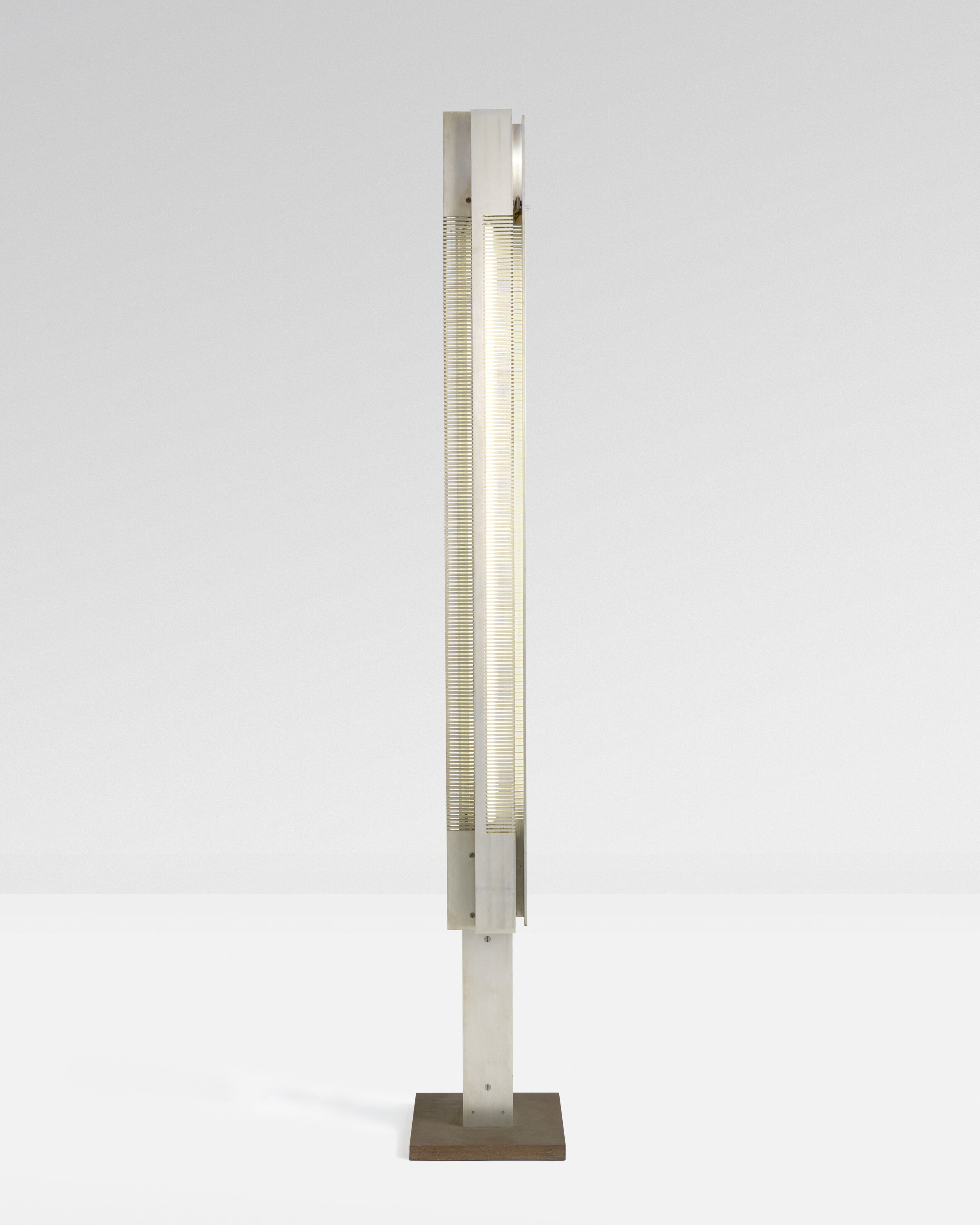 Serge Mouille, Tres Grand Signal floor lamp, 1963, offered in Design, 1925-2025: la Modernite en Heritage on 26 November 2025 at Christie's in Paris