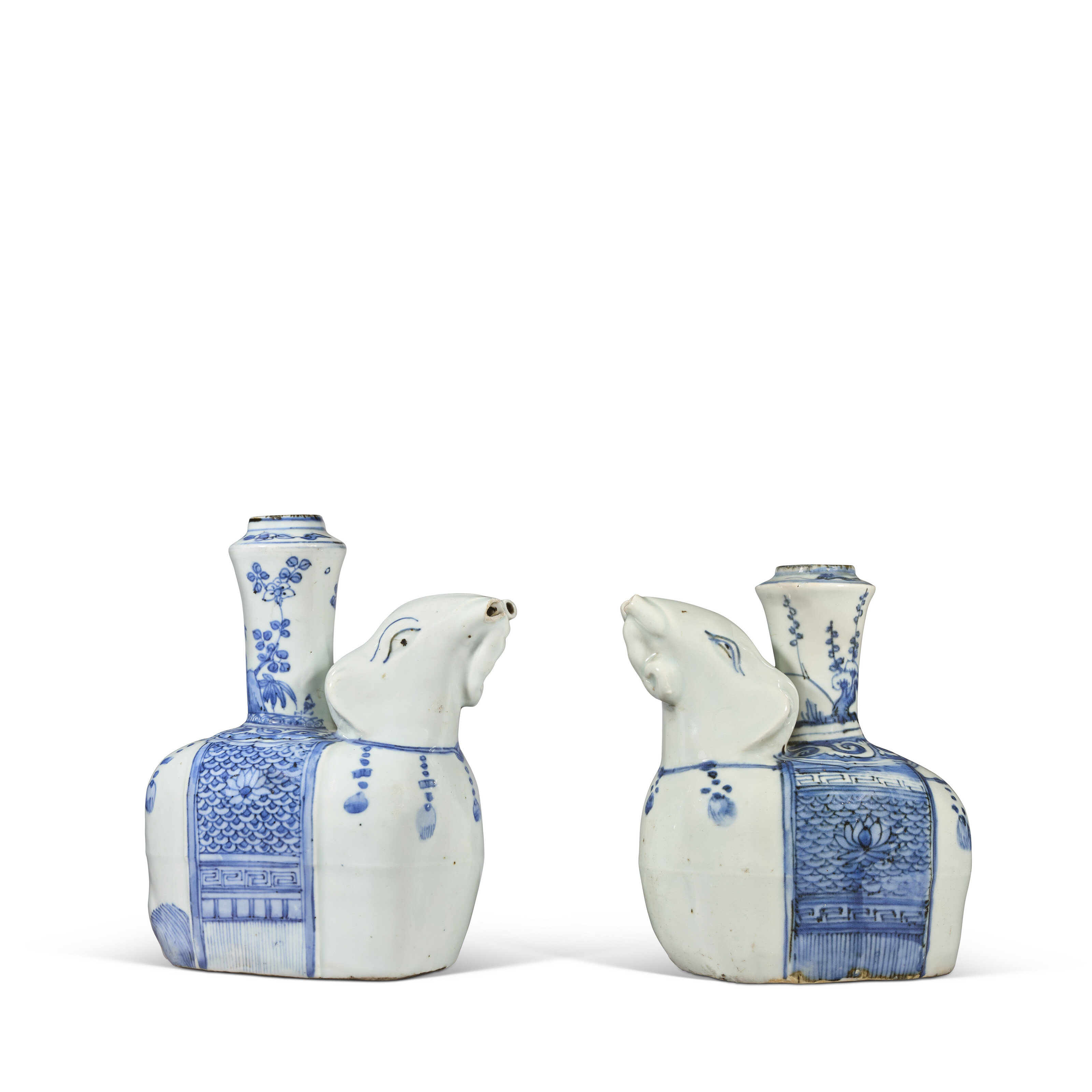 Two blue-and-white elephant-form kendi. China, Ming dynasty, Wanli period (1573-1620), offered in Art d'Asie on 10 June 2025 at Christie's in Paris