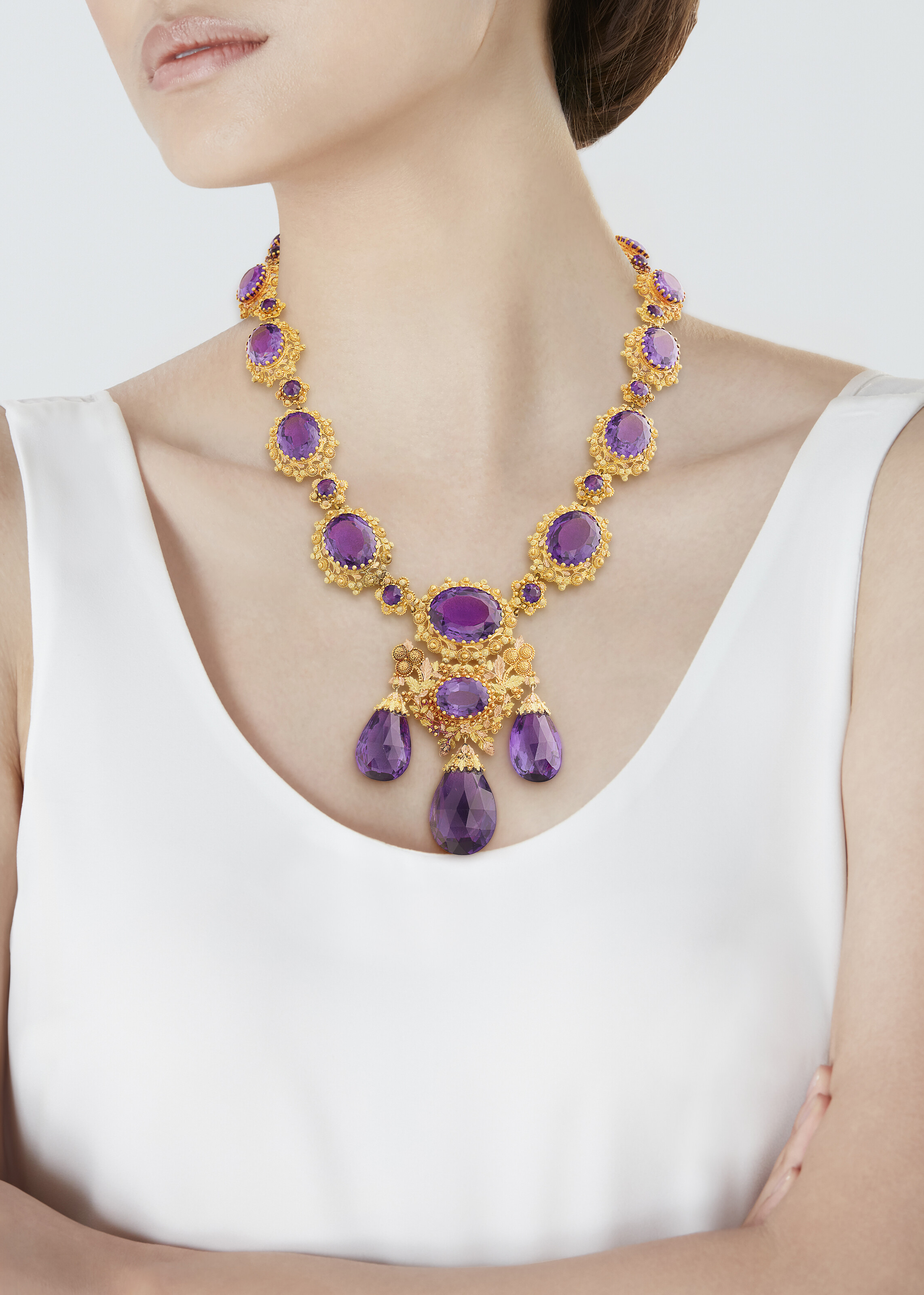 DEMI-PARURE TRANSFORMABLE AMÉTHYSTES, MILIEU DU XIXe SIÈCLE image 11