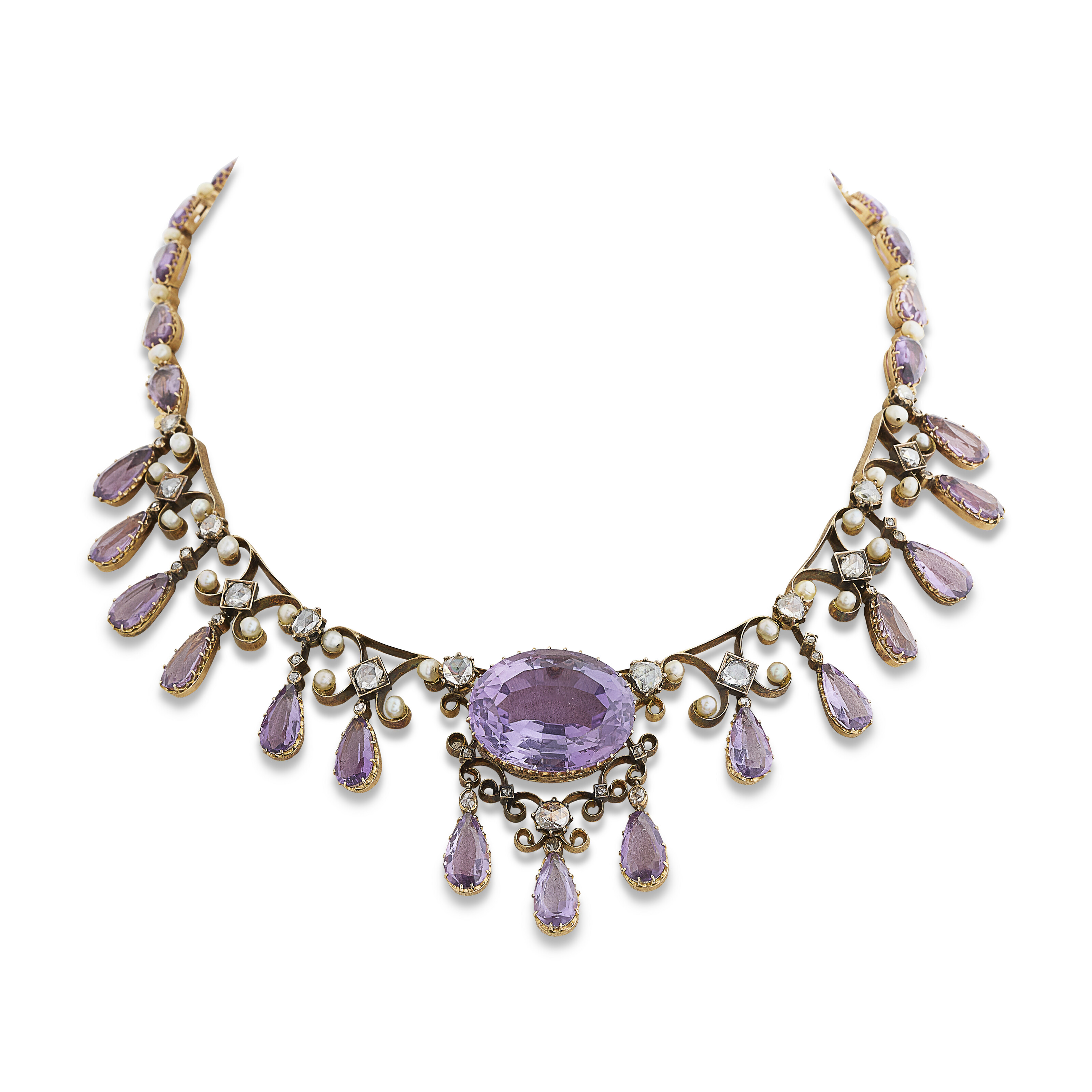 COLLIER TRANSFORMABLE, BROCHE TRANSFORMABLE ET PAIRE DE BOUCLES D'OREILLES AMÉTHYSTES, PERLES ET DIAMANTS FIN DU XIXe SIÈCLE image 5