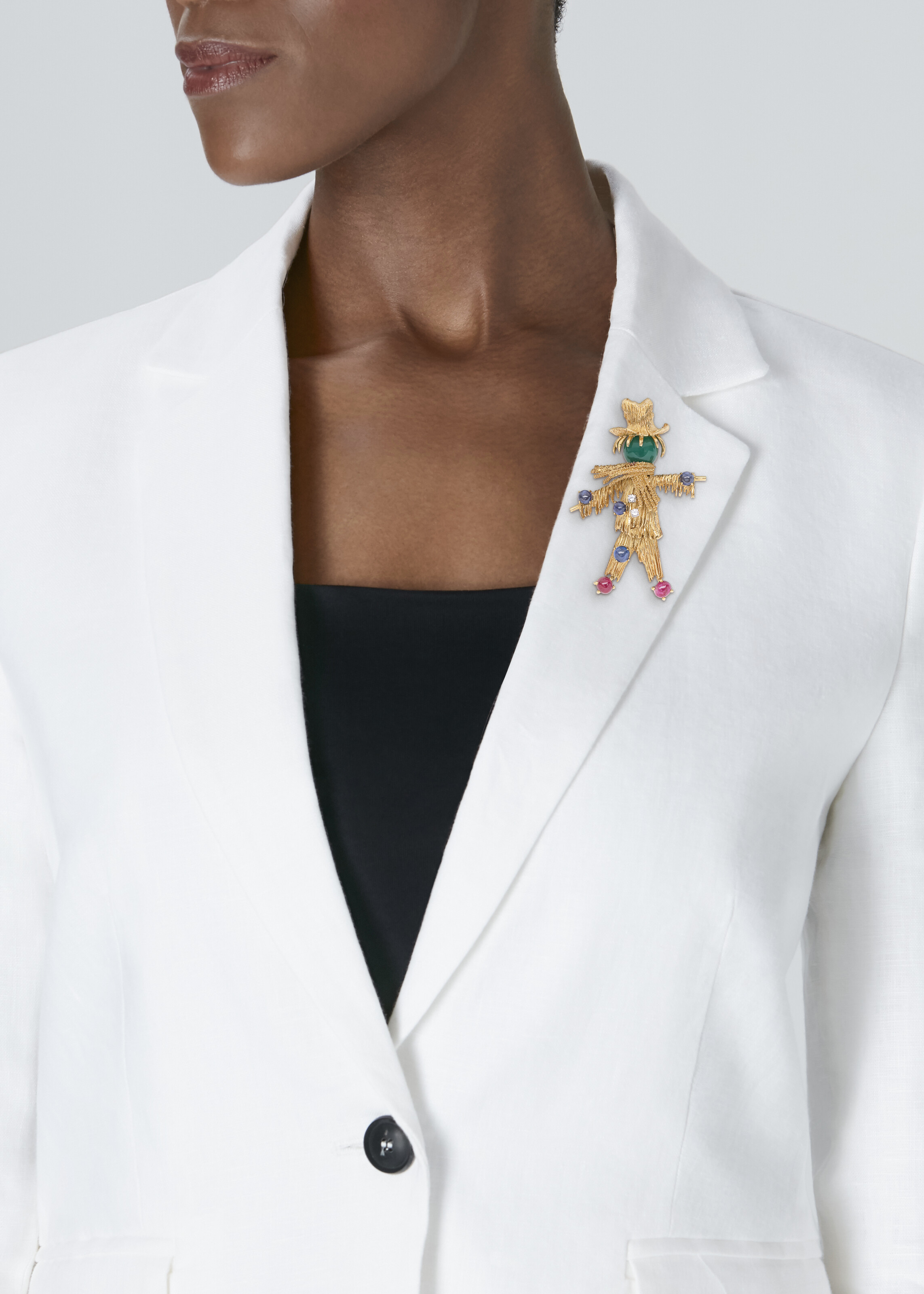 VAN CLEEF & ARPELS BROCHE CHRYSOPRASE, SAPHIRS, RUBIS ET DIAMANTS 'ÉPOUVANTAIL' image 3