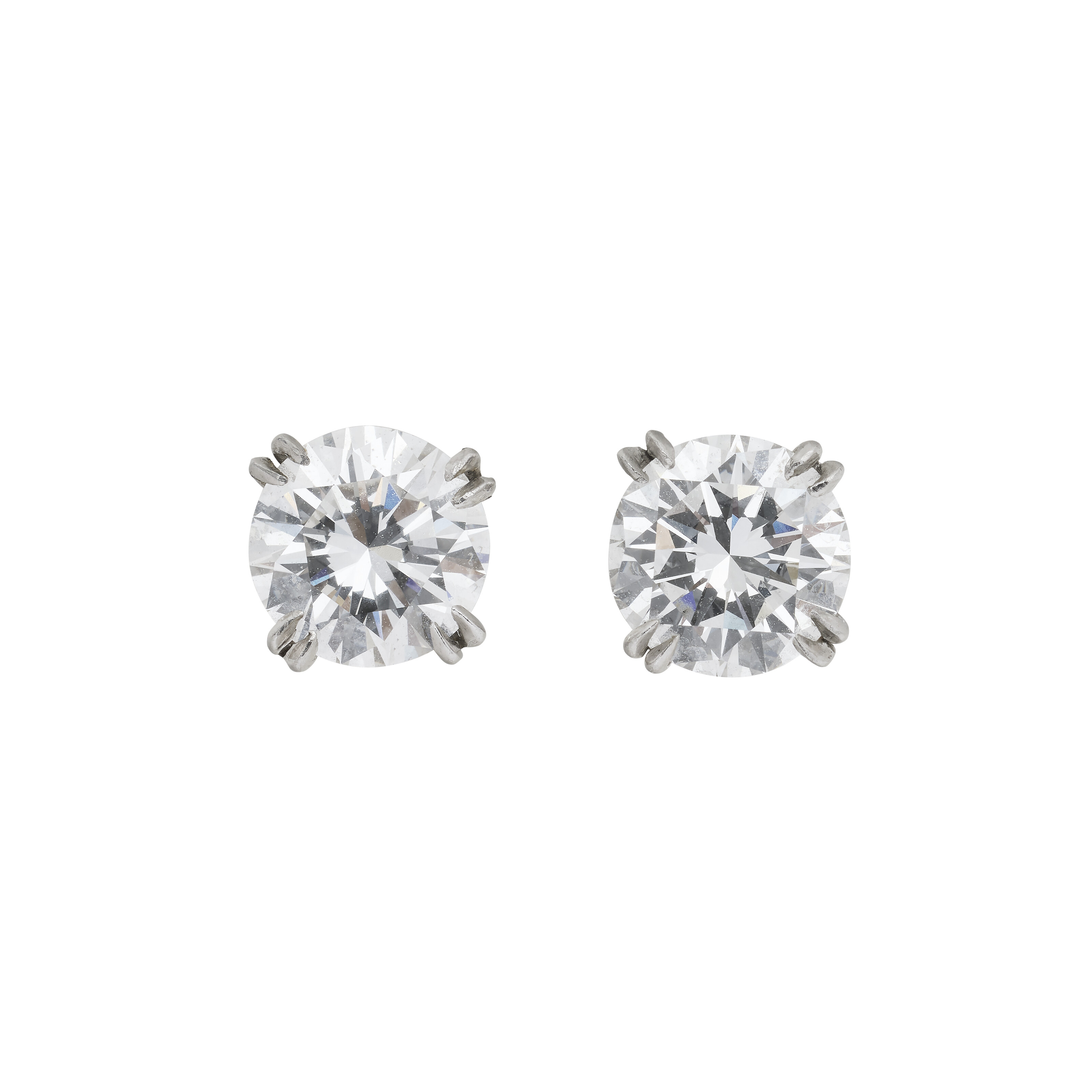 HARRY WINSTON PAIRE DE BOUCLES D'OREILLES DIAMANTS