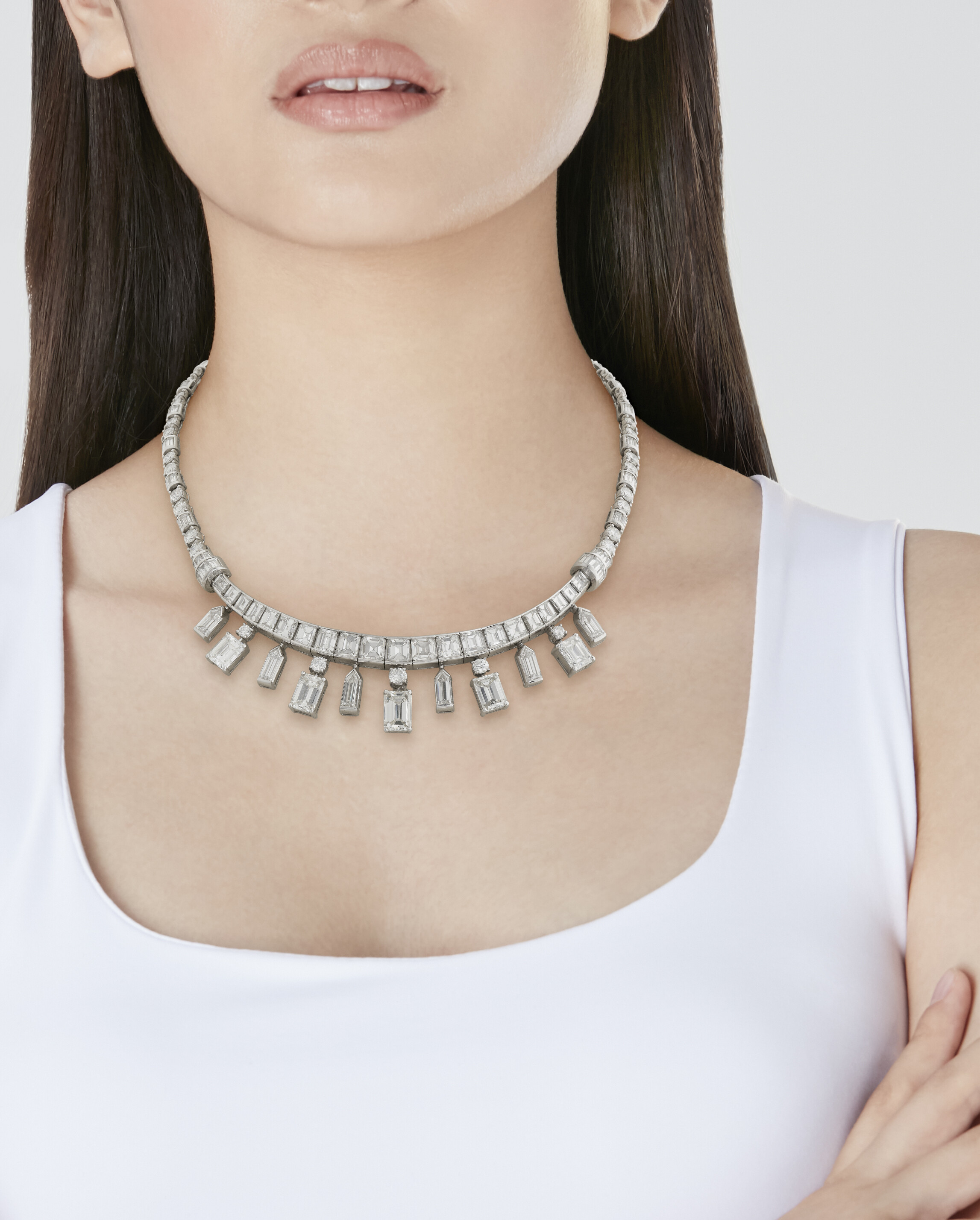 COLLIER DIAMANTS MILIEU DU XXe SIÈCLE image 3