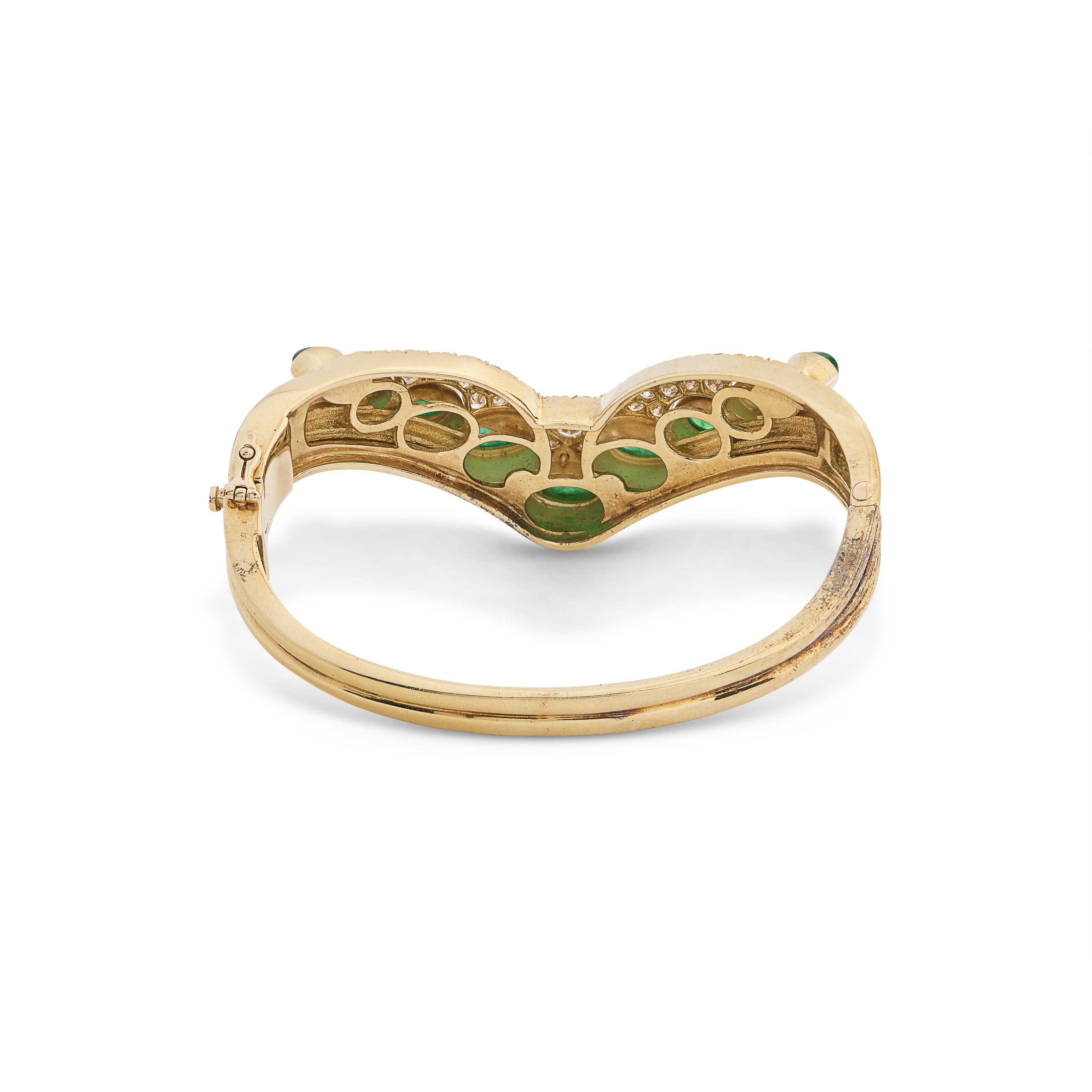 PIAGET MONTRE ÉMERAUDES ET DIAMANTS ACCOMPAGNÉE D'UNE PARURE ÉMERAUDES ET DIAMANTS NON SIGNÉE image 8