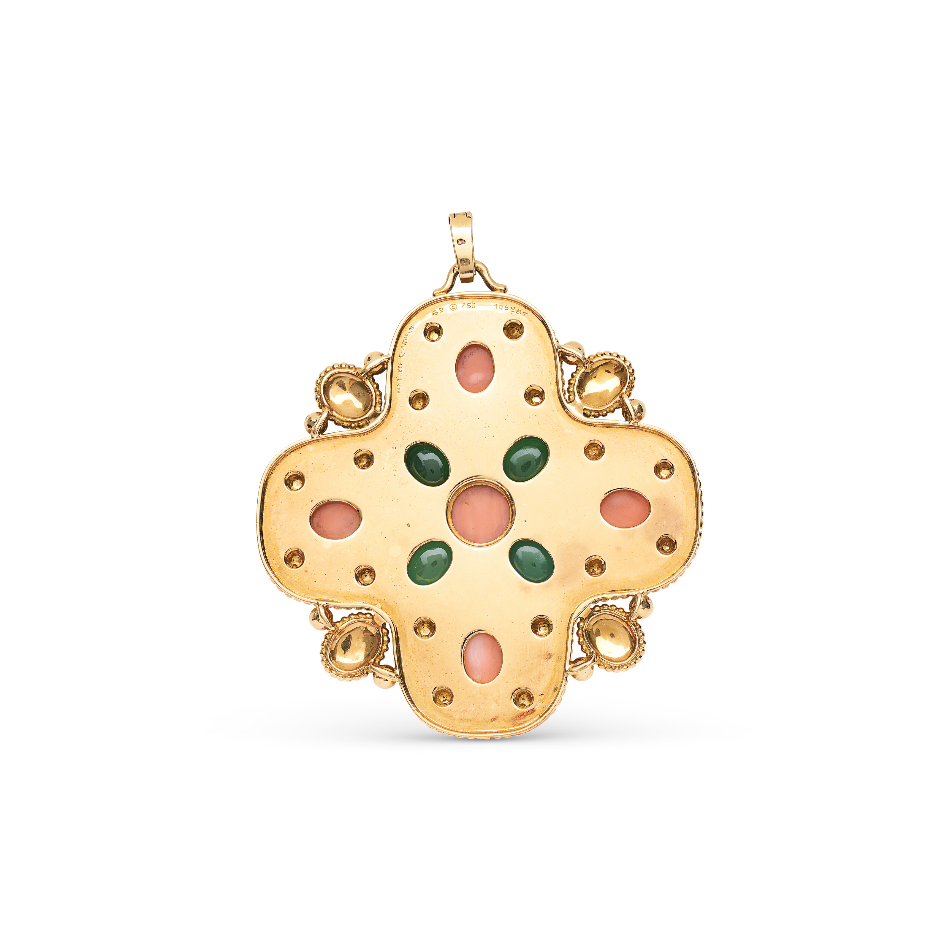 VAN CLEEF & ARPELS PENDENTIF CORAIL ET CHRYSOPRASE image 2