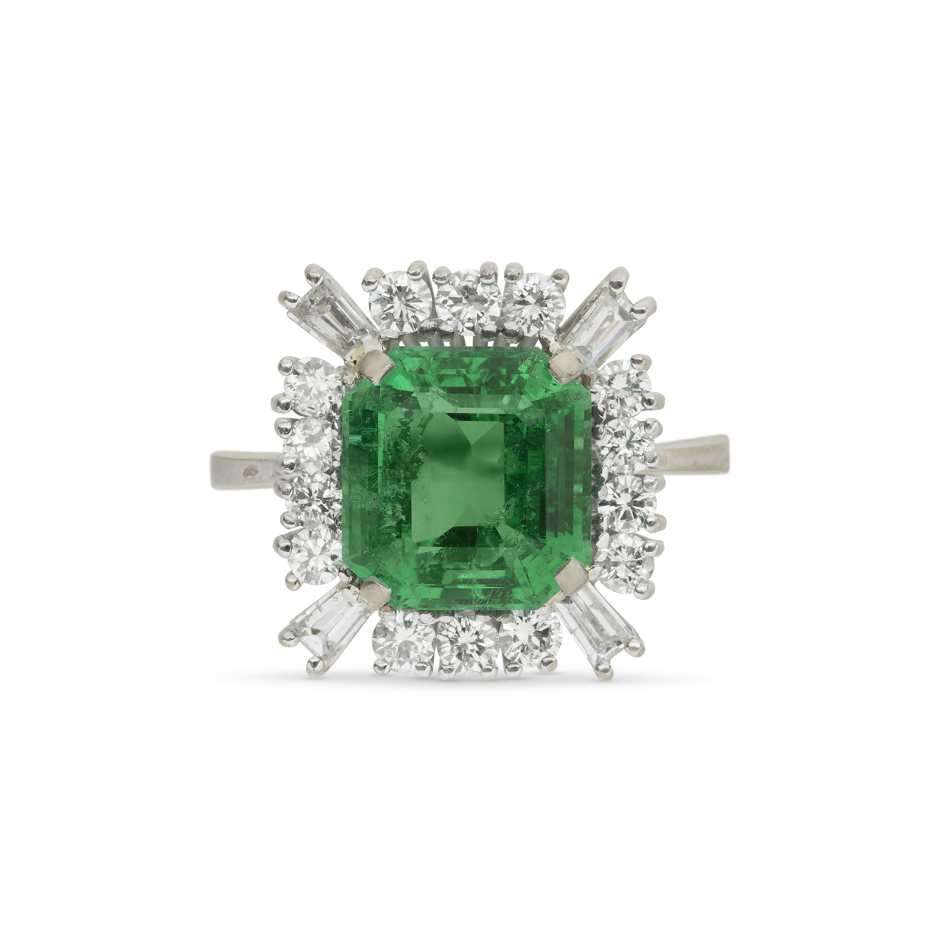 BAGUE ÉMERAUDE ET DIAMANTS