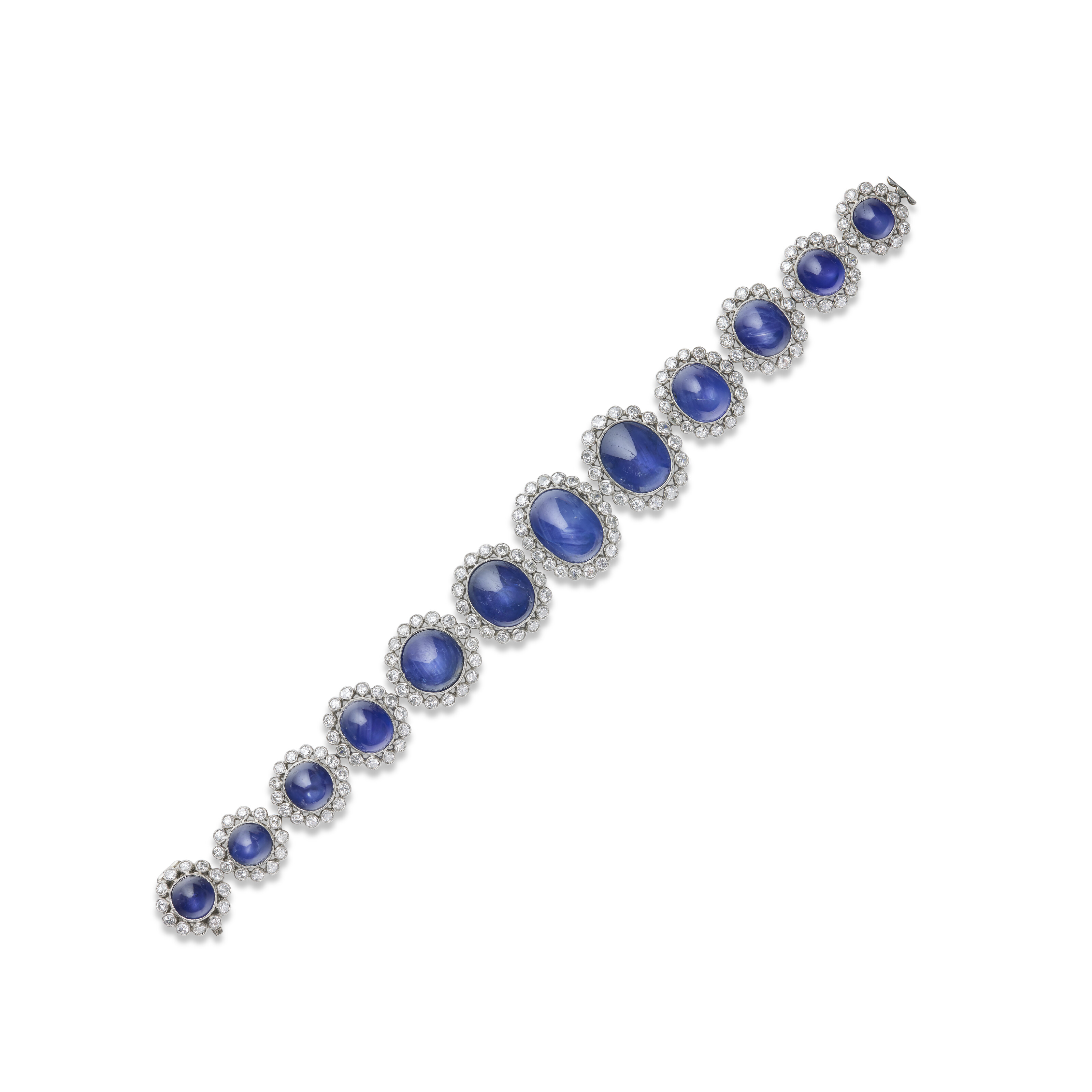 DEMI-PARURE SAPHIRS ET DIAMANTS image 4