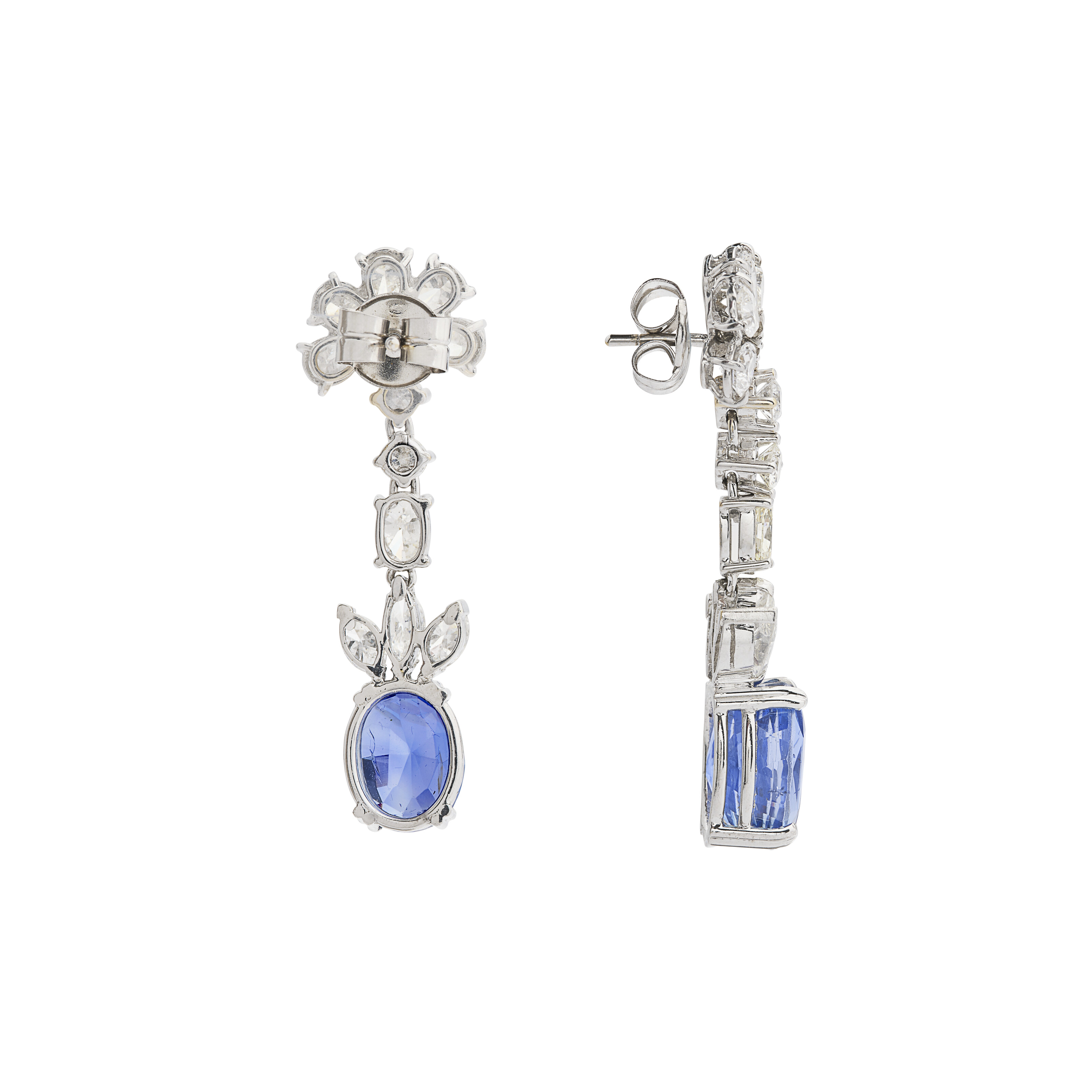 PAIRE DE BOUCLES D'OREILLES SAPHIRS ET DIAMANTS image 2