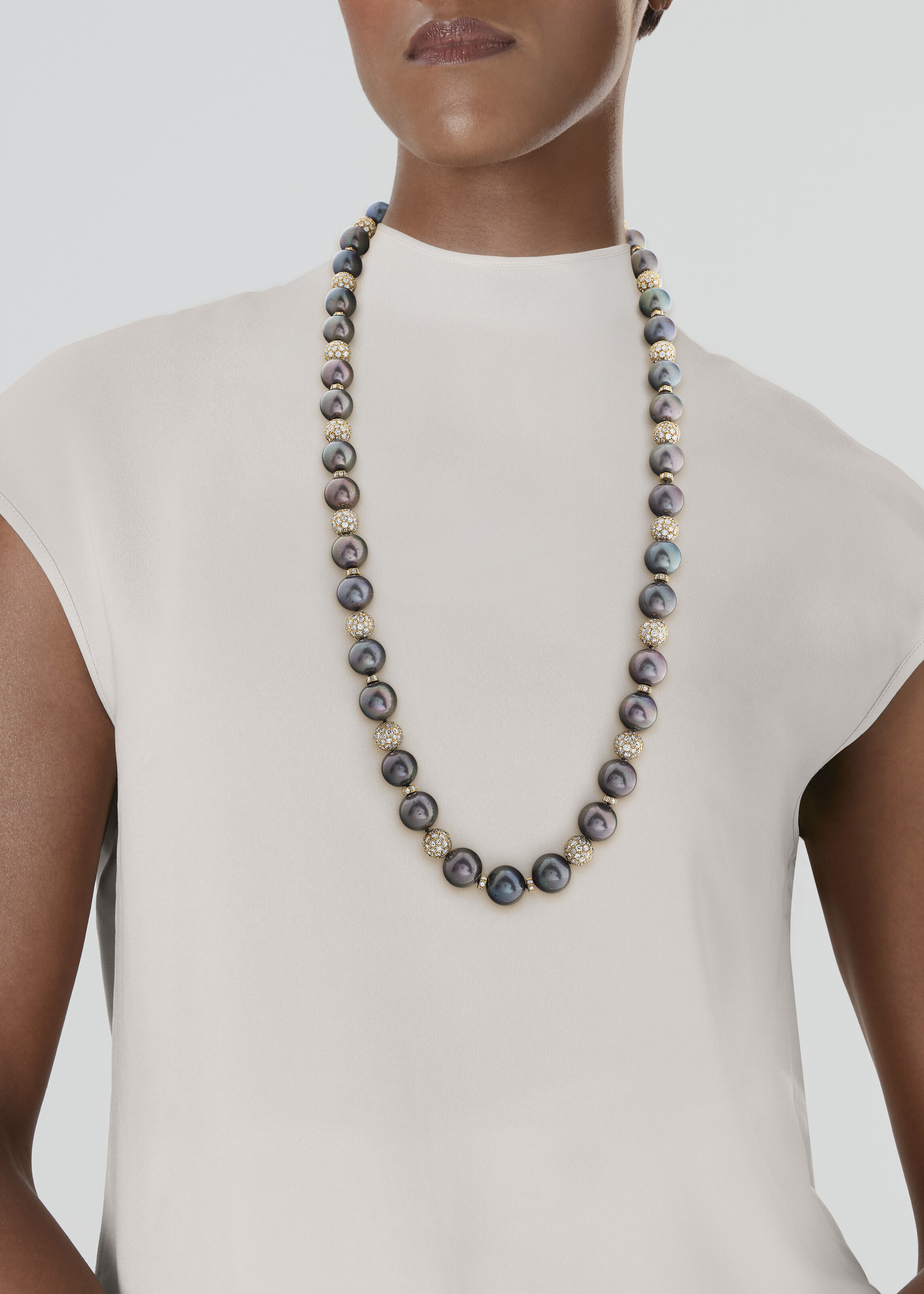 BOUCHERON SAUTOIR PERLES DE CULTURE ET DIAMANTS image 4