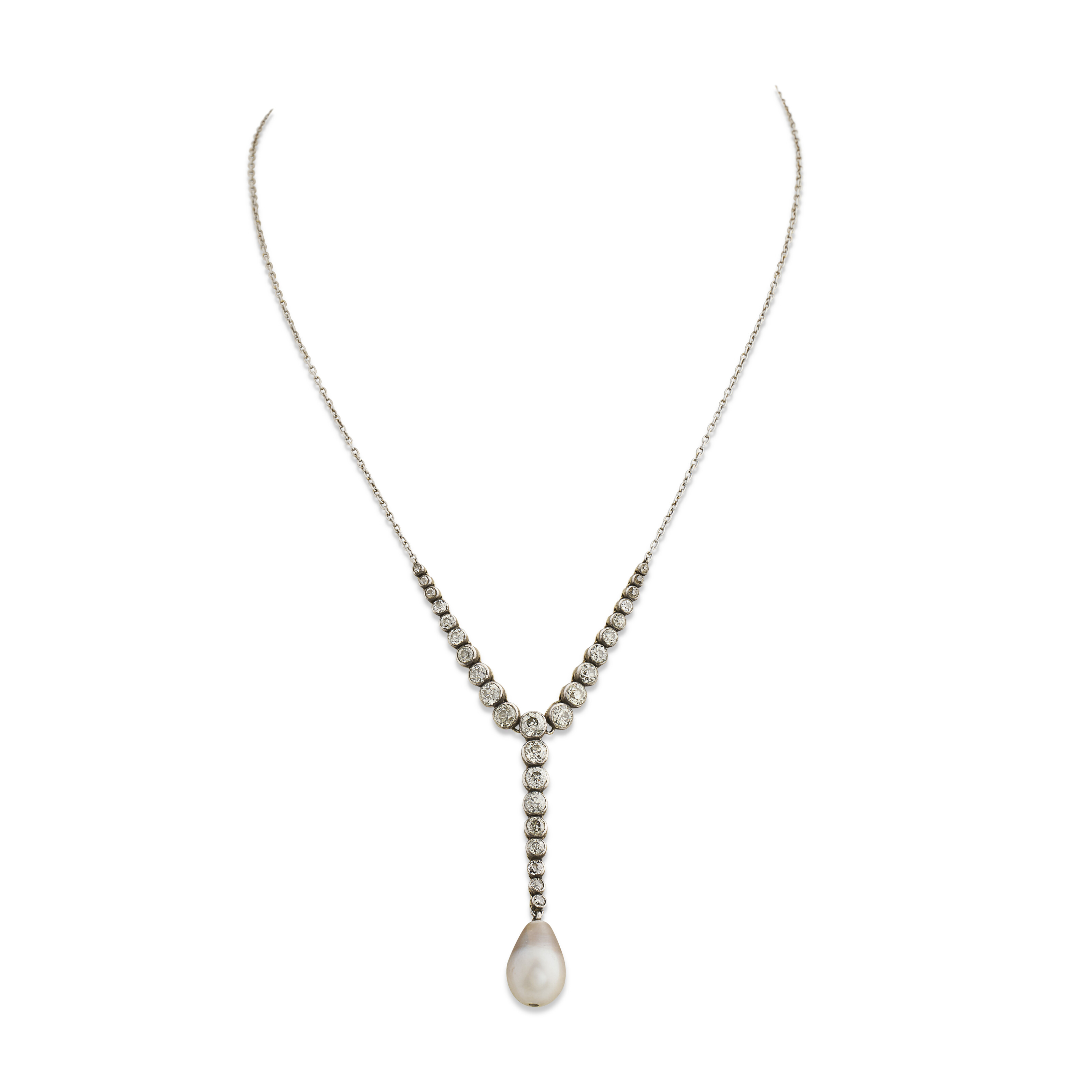 COLLIER PERLE FINE ET DIAMANTS