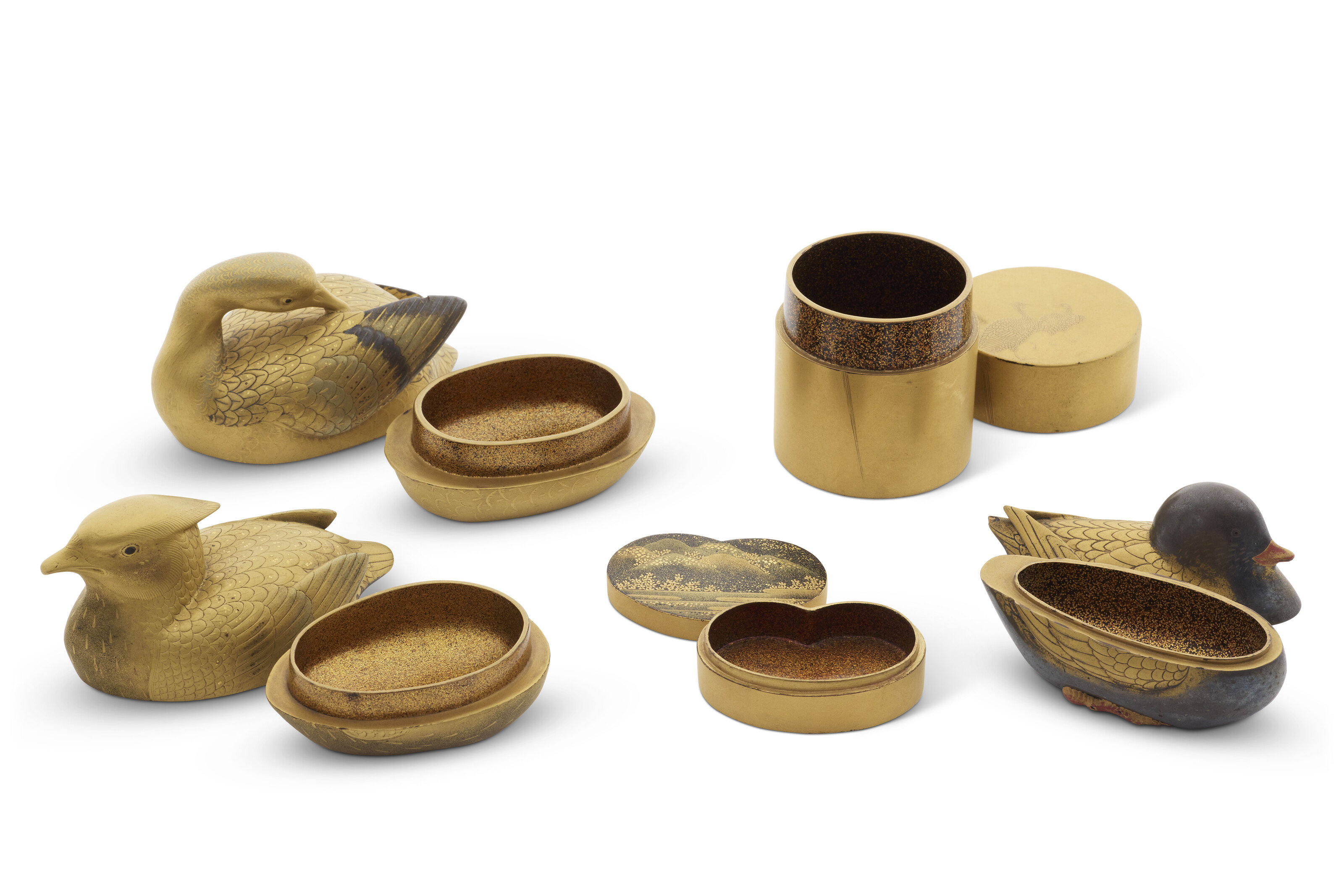 CINQ BOÎTES COUVERTES EN LAQUE image 4