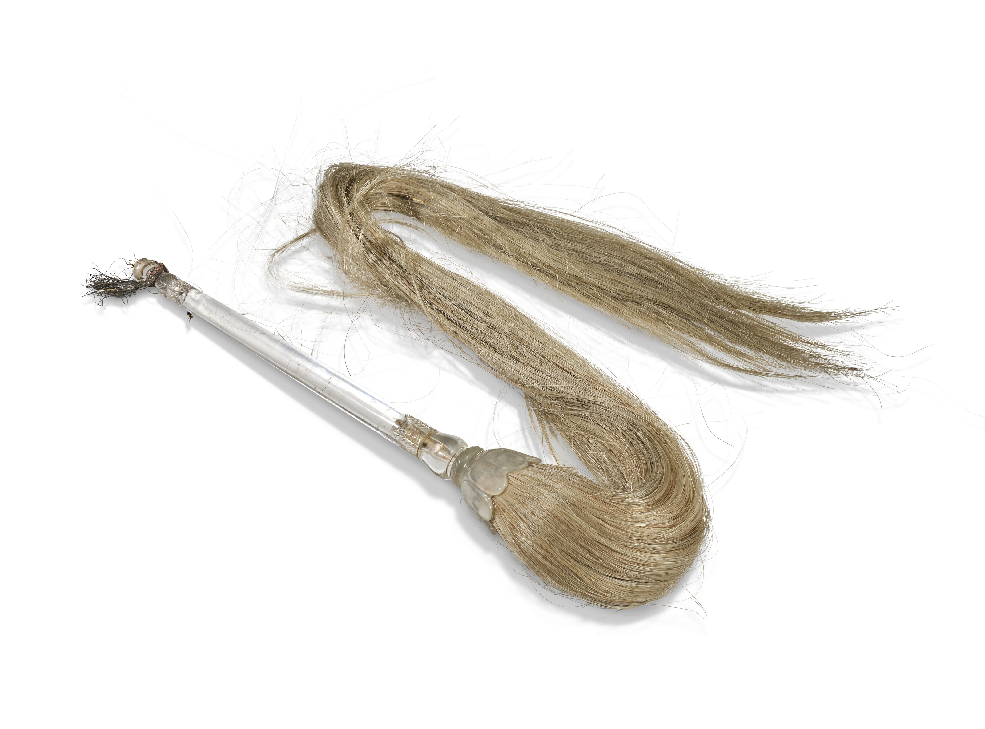 CHASSE-MOUCHE EN CRISTAL DE ROCHE MONTÉ EN ARGENT