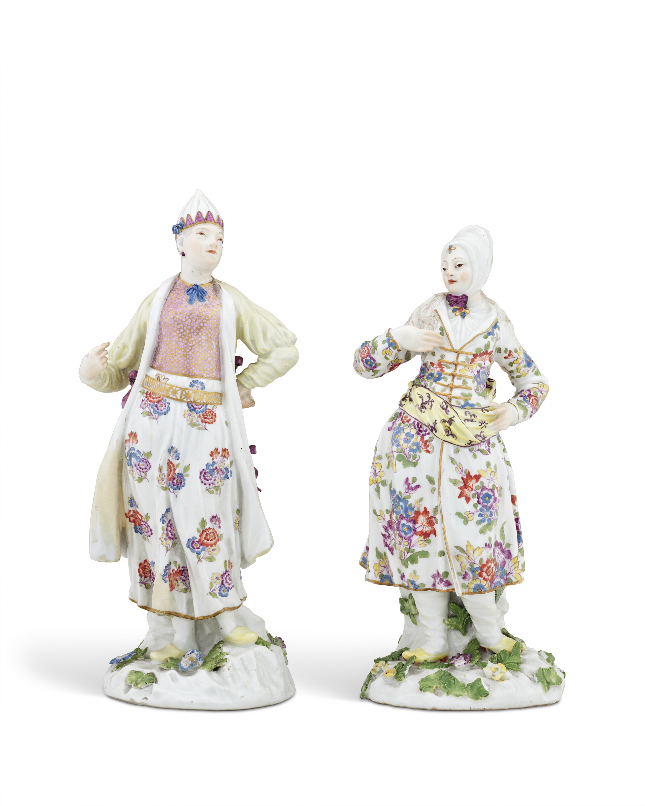 DEUX STATUETTES FORMANT PENDANT EN PORCELAINE DE MEISSEN DU XVIIIE SIÈCLE