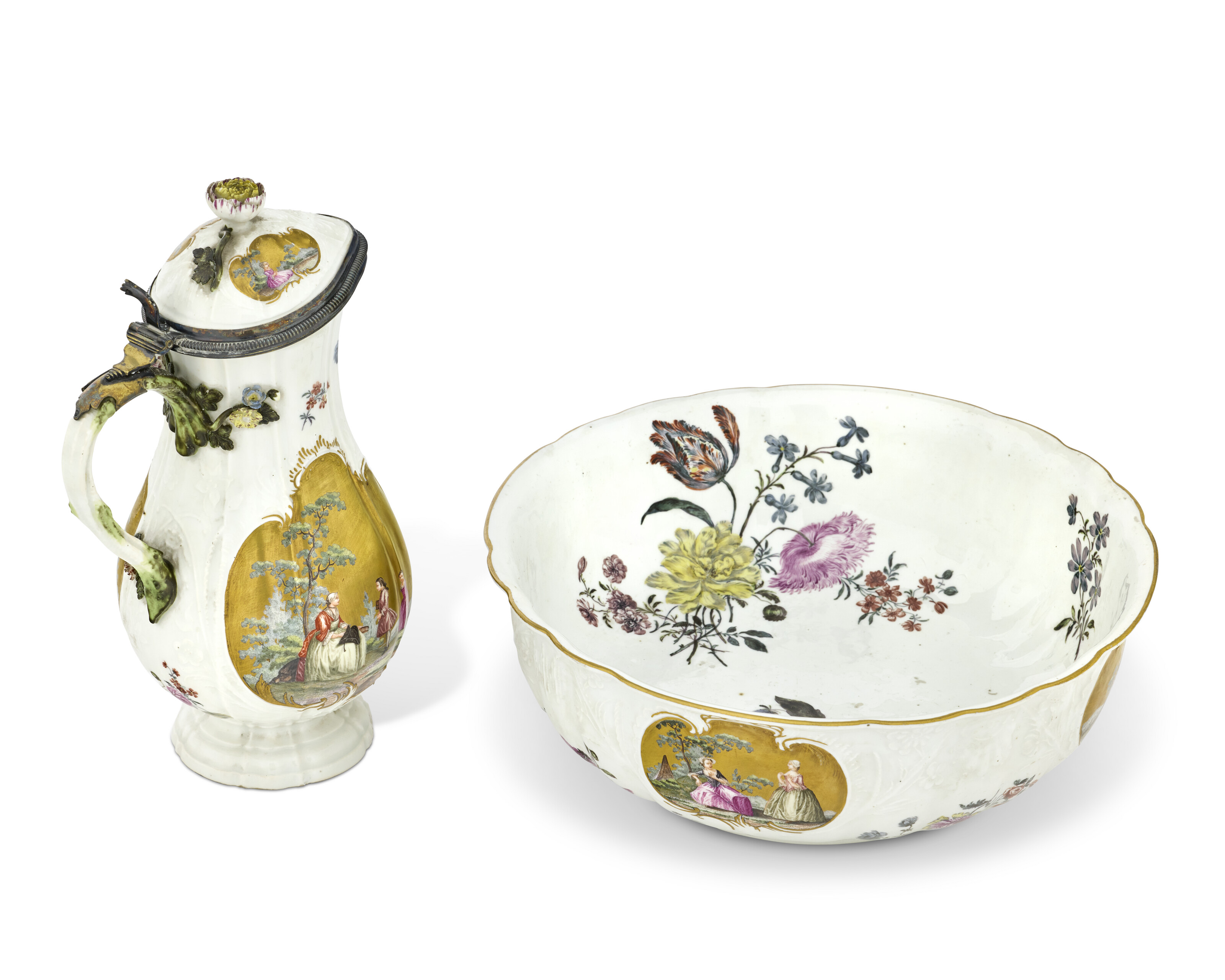 POT À EAU COUVERT ET SON BASSIN CIRCULAIRE EN PORCELAINE DE MEISSEN DU XVIIIE SIÈCLE image 4