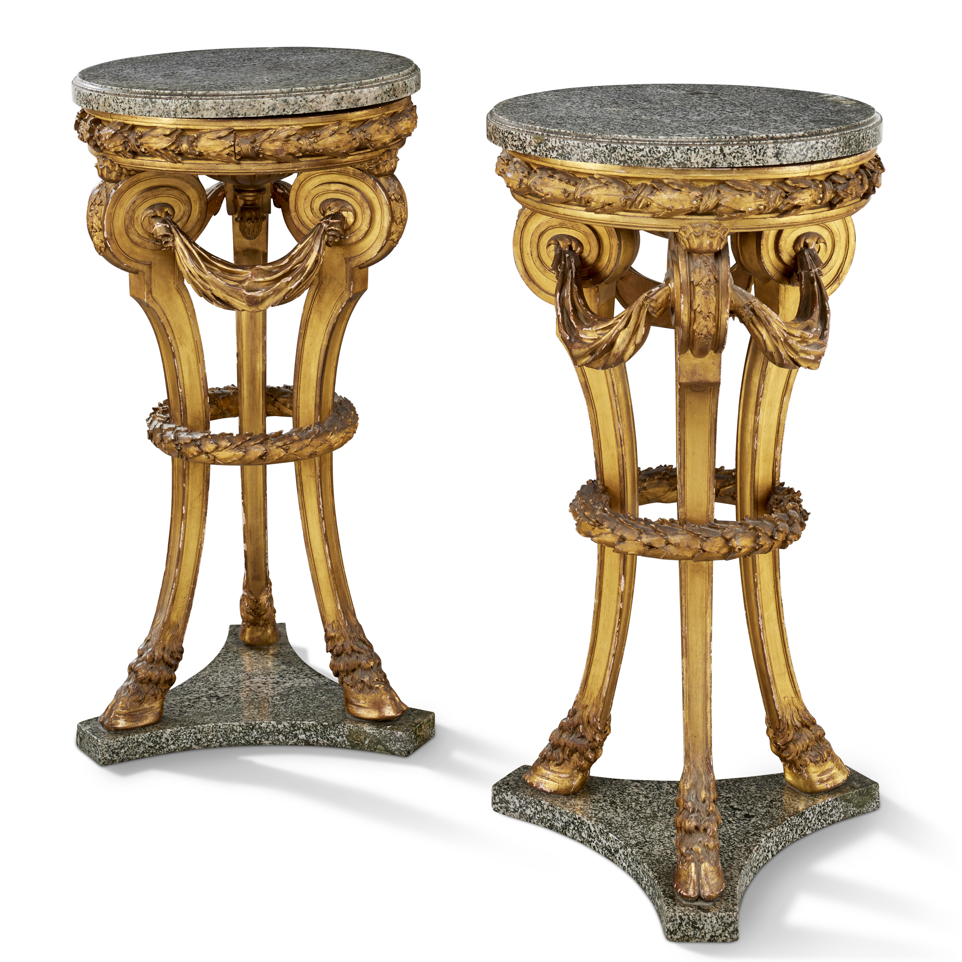 PAIRE DE SELETTES DE STYLE LOUIS XVI