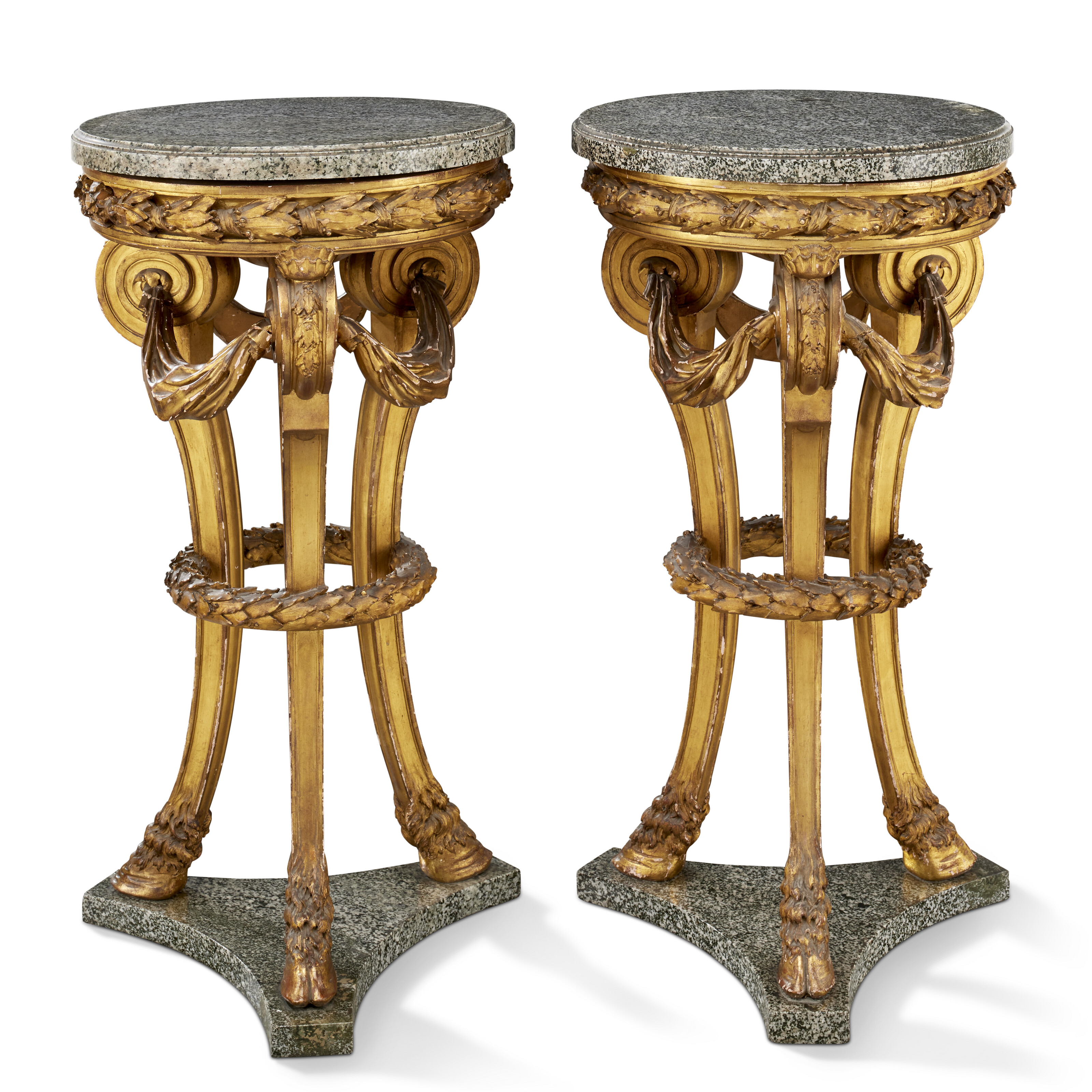 PAIRE DE SELETTES DE STYLE LOUIS XVI image 3