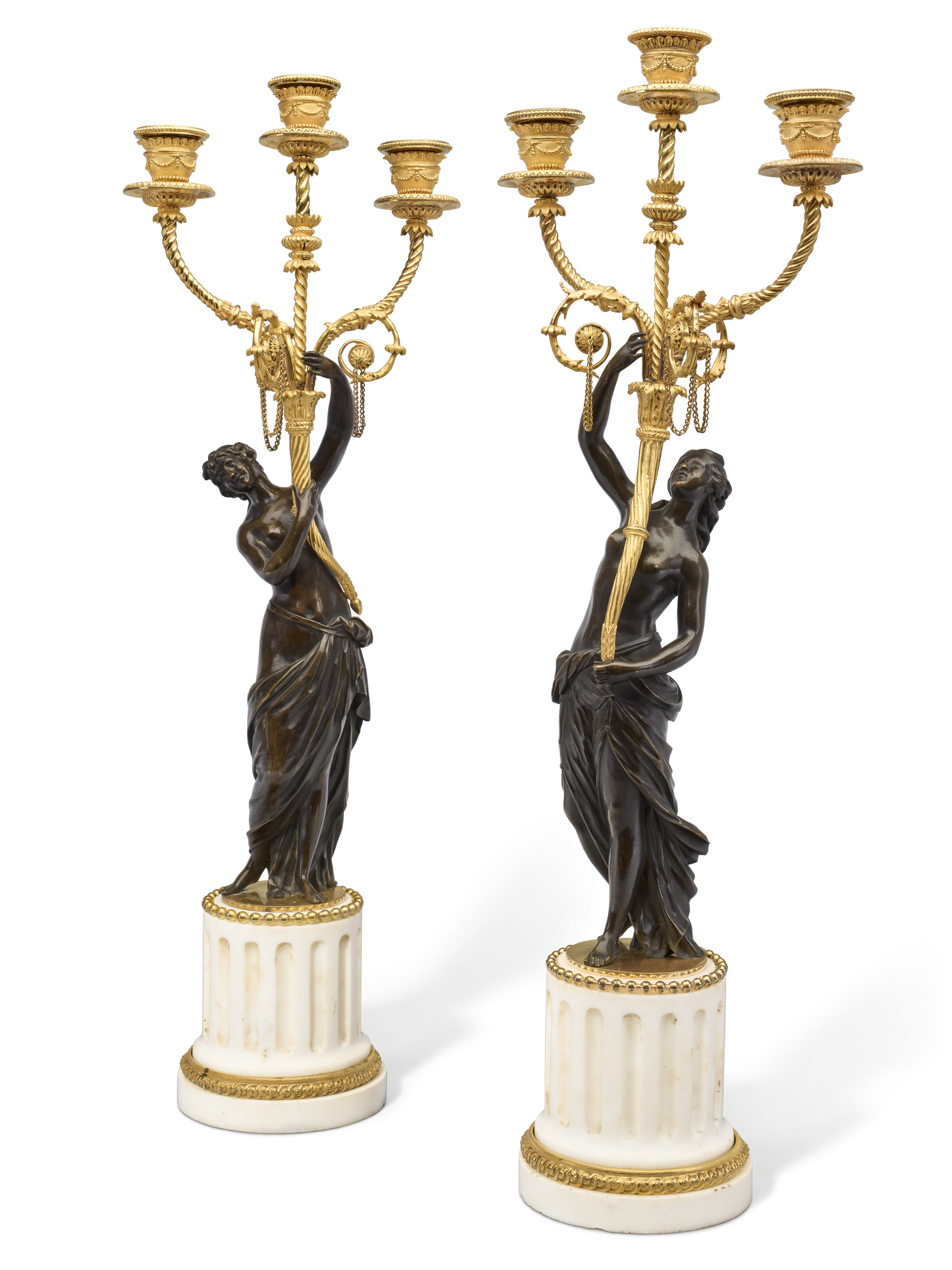 PAIRE DE CANDÉLABRES D'ÉPOQUE LOUIS XVI