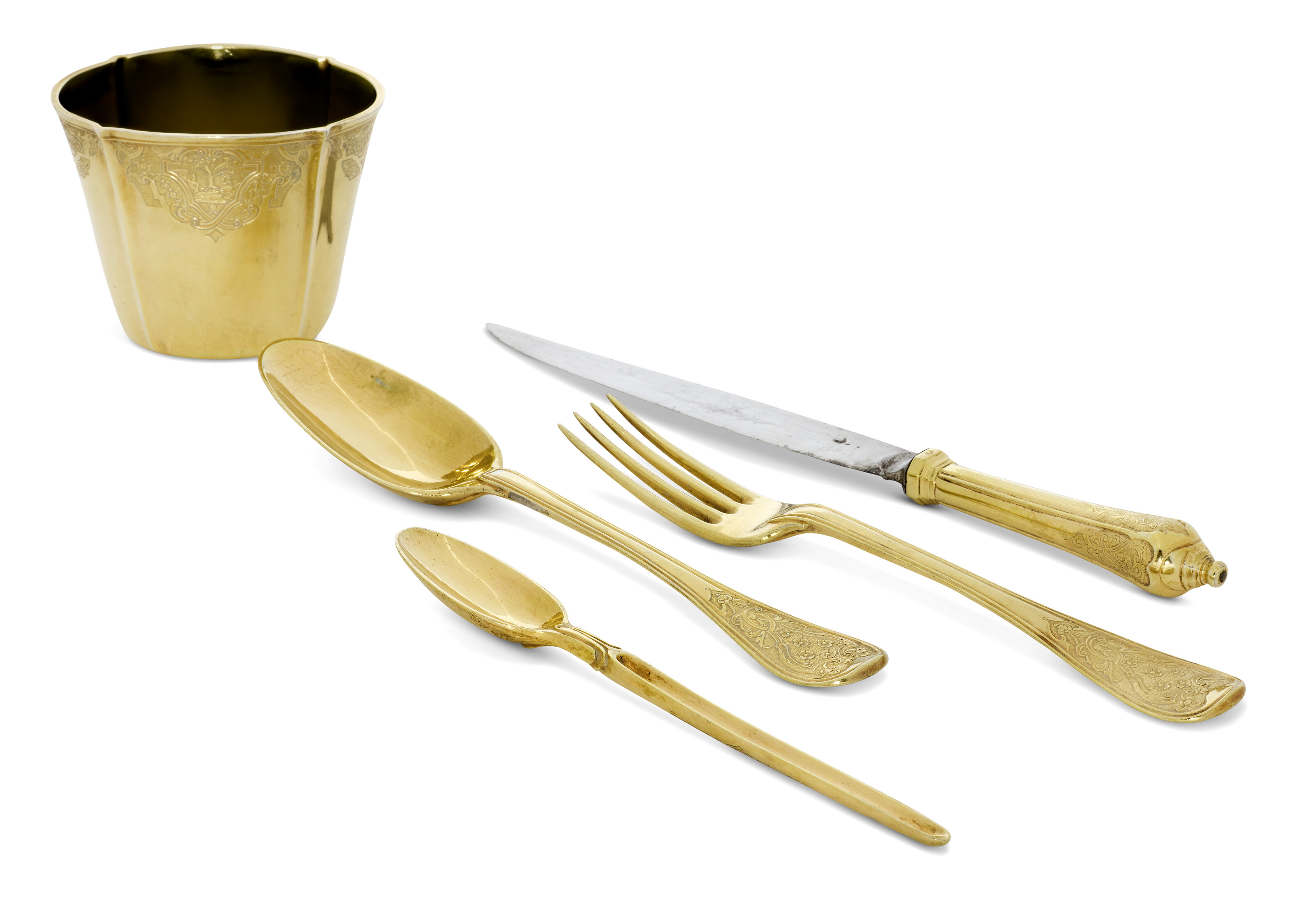 NÉCESSAIRE DE VOYAGE EN VERMEIL D'ÉPOQUE LOUIS XV image 2