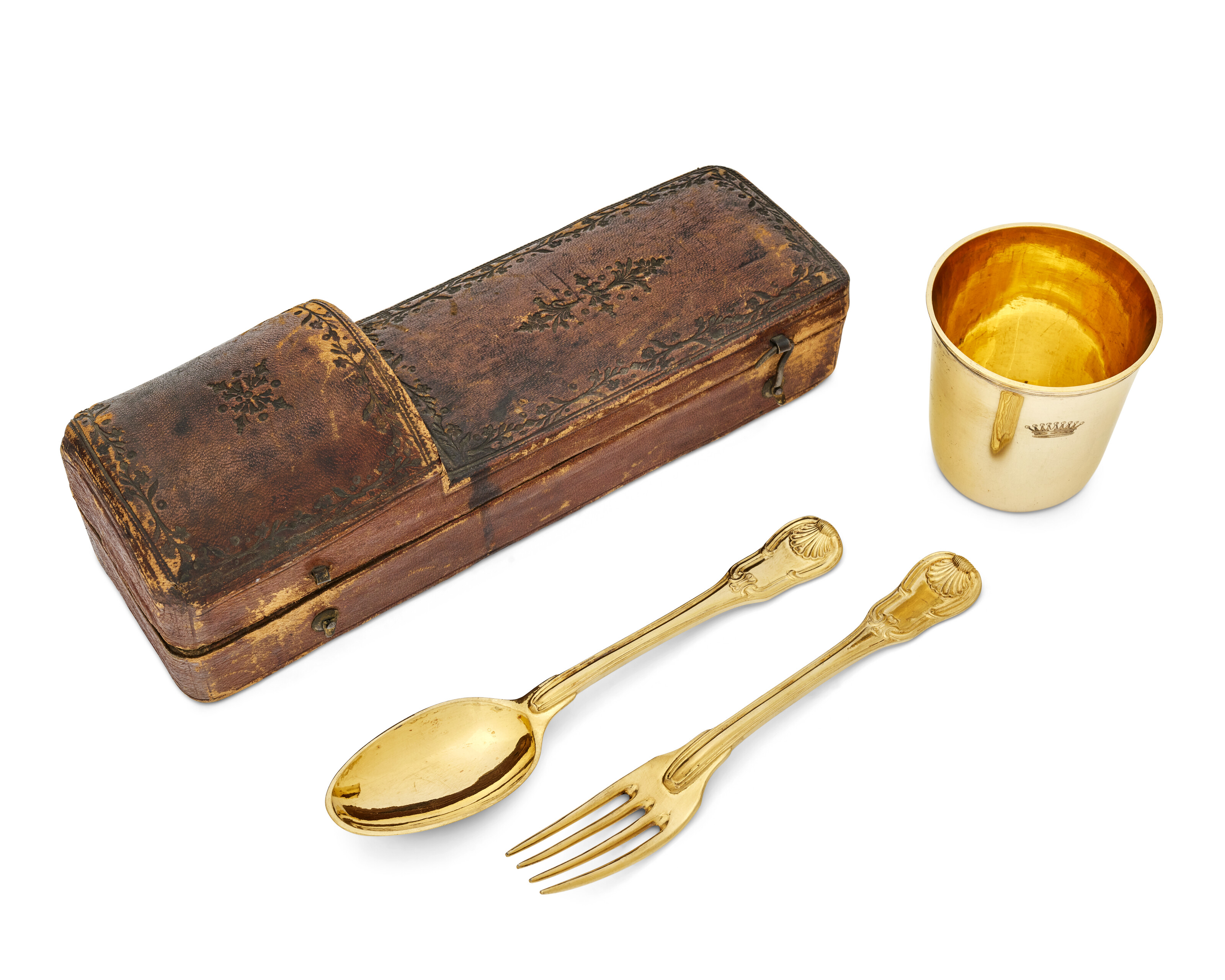 NÉCESSAIRE DE VOYAGE EN VERMEIL D'ÉPOQUE LOUIS XV