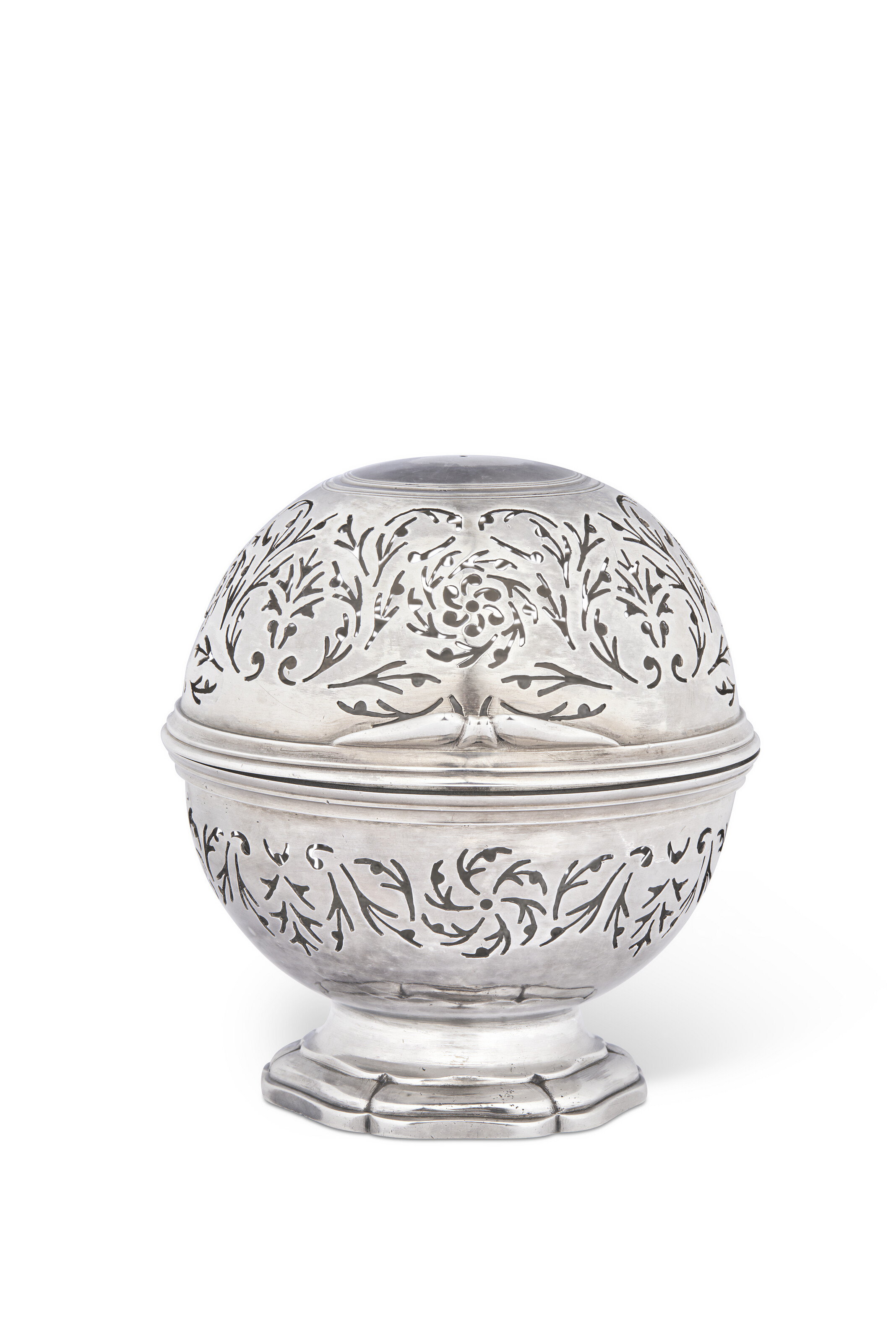 BOULE À ÉPONGE EN ARGENT D'ÉPOQUE LOUIS XVI