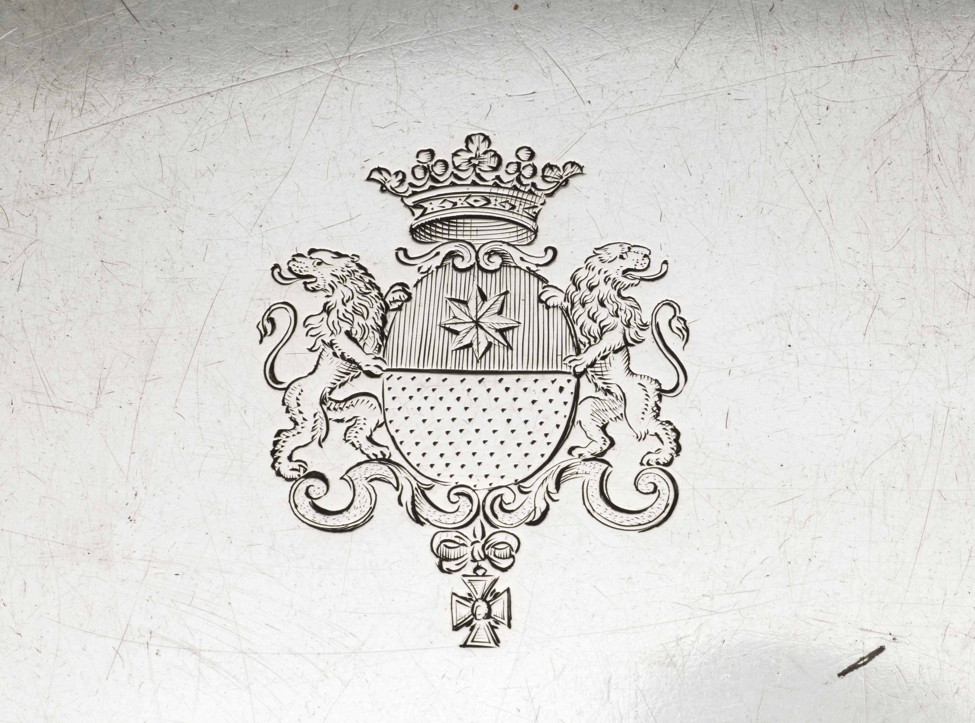 SERVICE DE TOILETTE EN ARGENT D'ÉPOQUE LOUIS XVI image 2