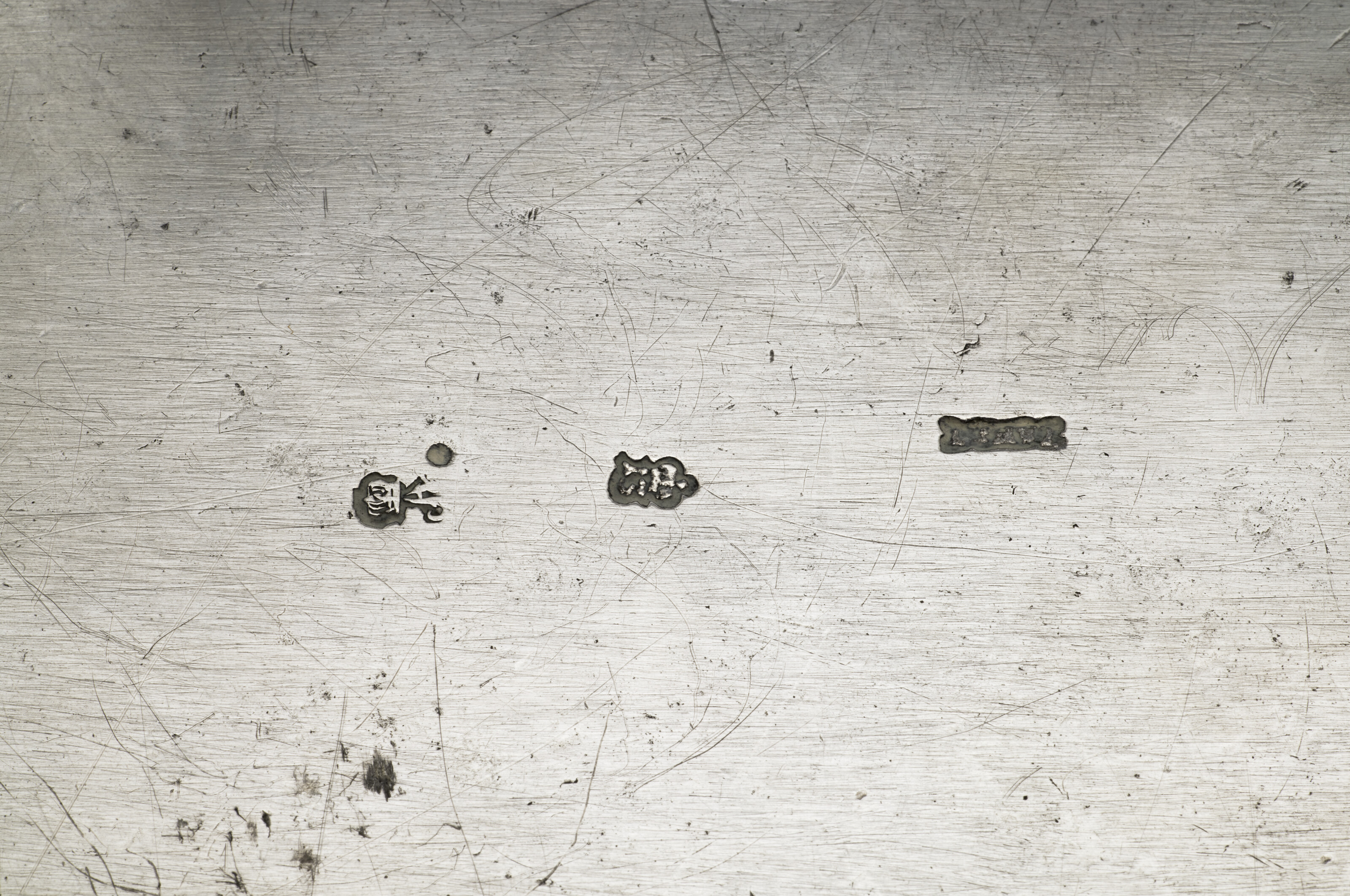 SERVICE DE TOILETTE EN ARGENT D'ÉPOQUE LOUIS XVI image 3