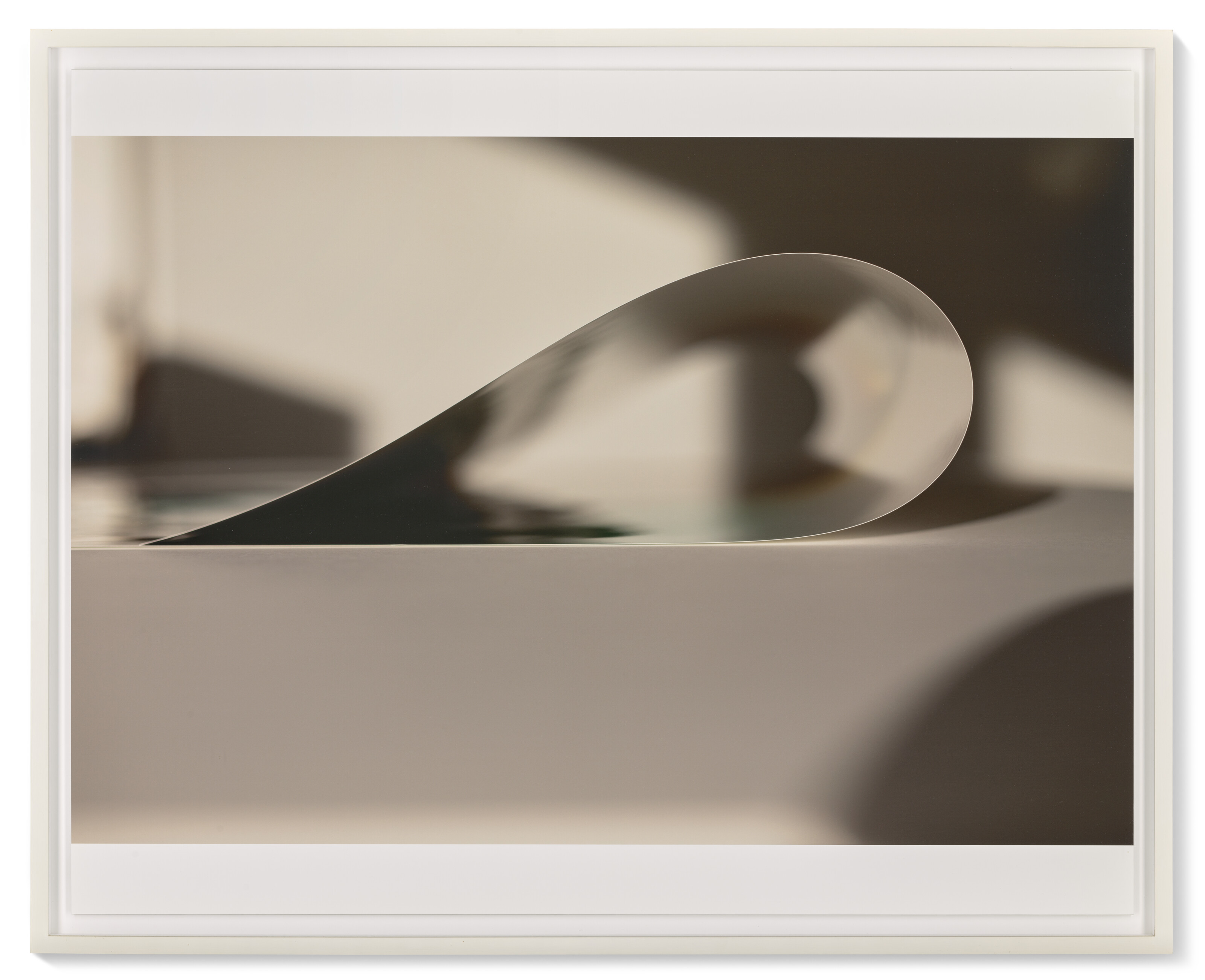 WOLFGANG TILLMANS (B. 1968), paper drop (high) | Christie's