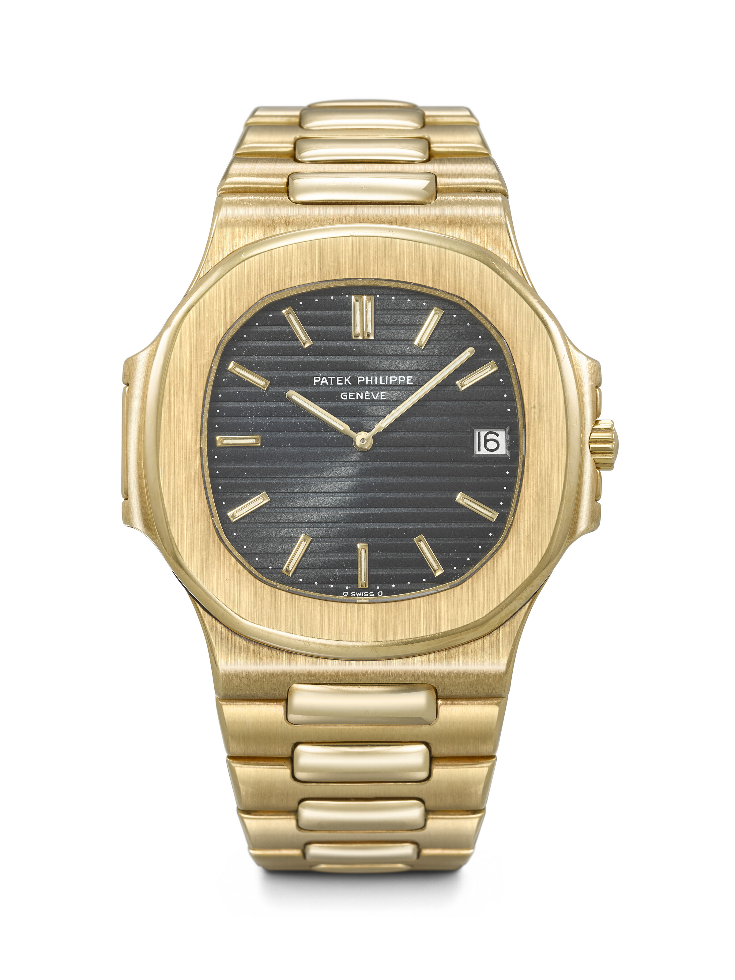 Patek Philippe. A very rare 18k gold automatic wristwatch with date and bracelet. Nautilus model, offered in Rare Watches on 11 and 12 May 2026 at Christie's in Geneva