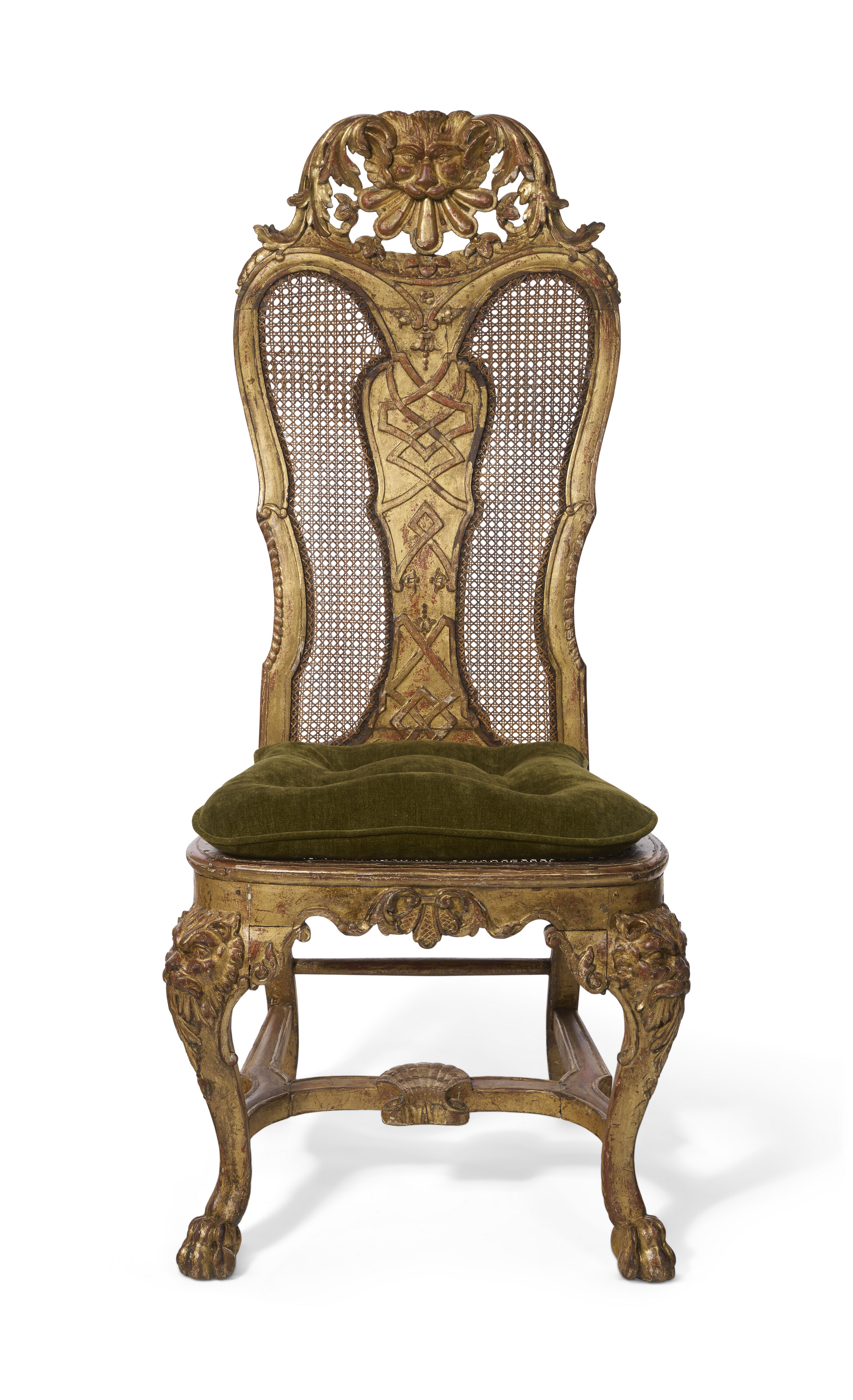 A GEORGE II GILT-WALNUT SIDE CHAIR, CIRCA 1730 | Christie's