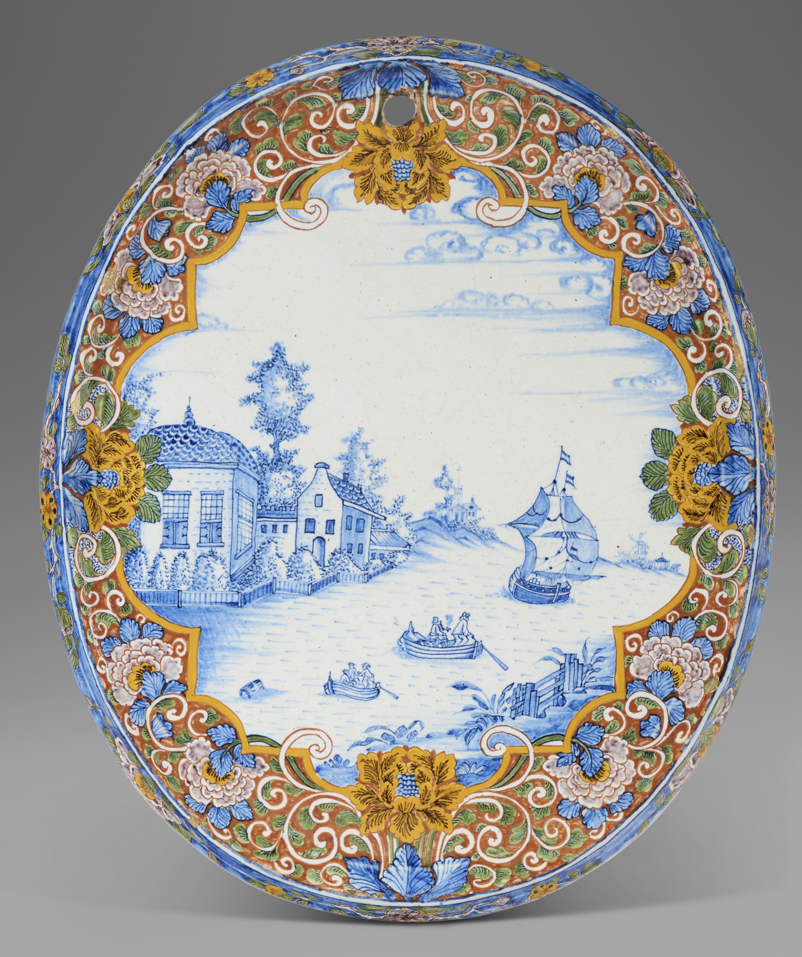 A WORCESTER SOUP PLATE FROM THE DUKE OF GLOUCESTER SERVICE, CIRCA