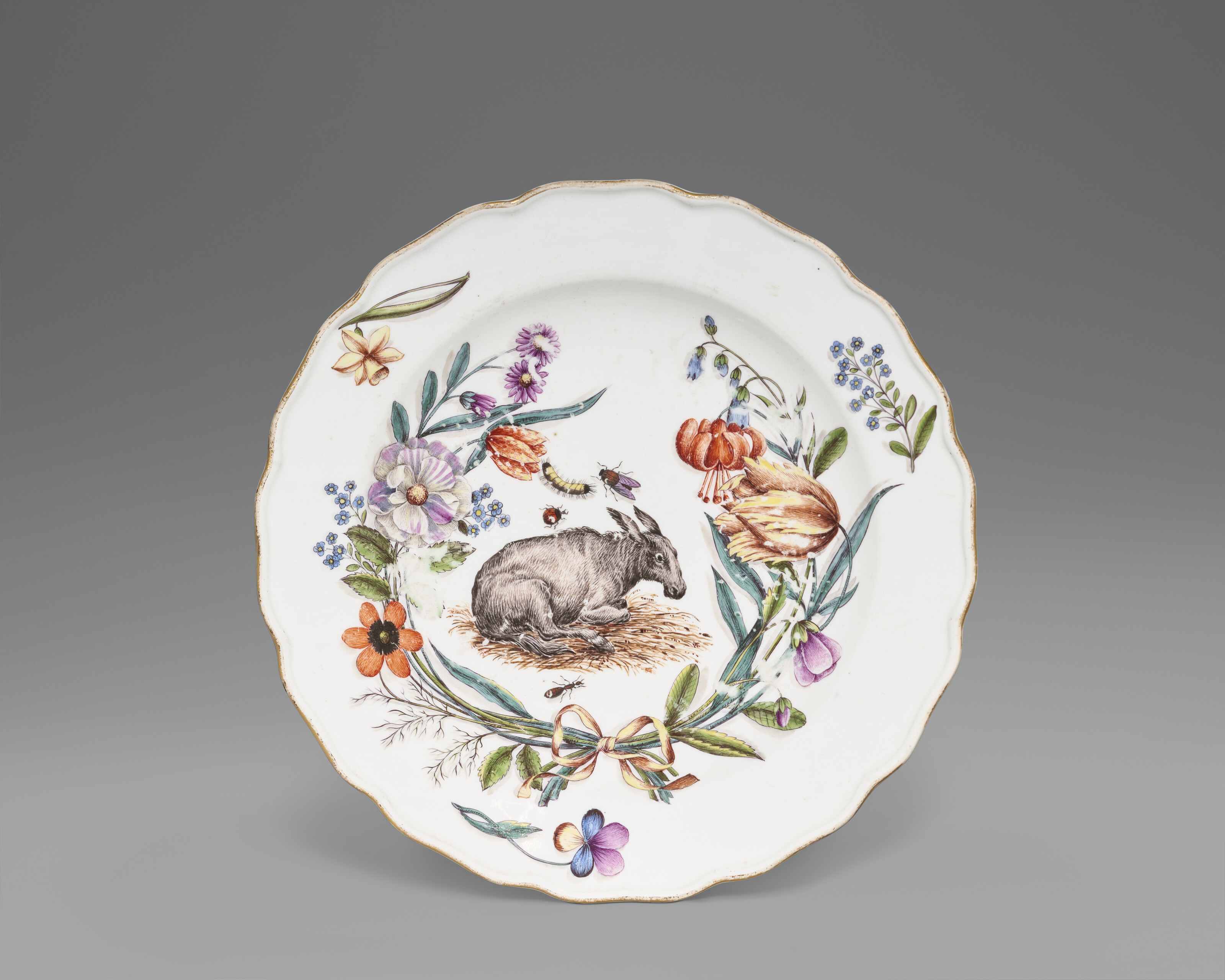 A MEISSEN PORCELAIN PLATE FROM THE 'HANBURY WILLIAMS
