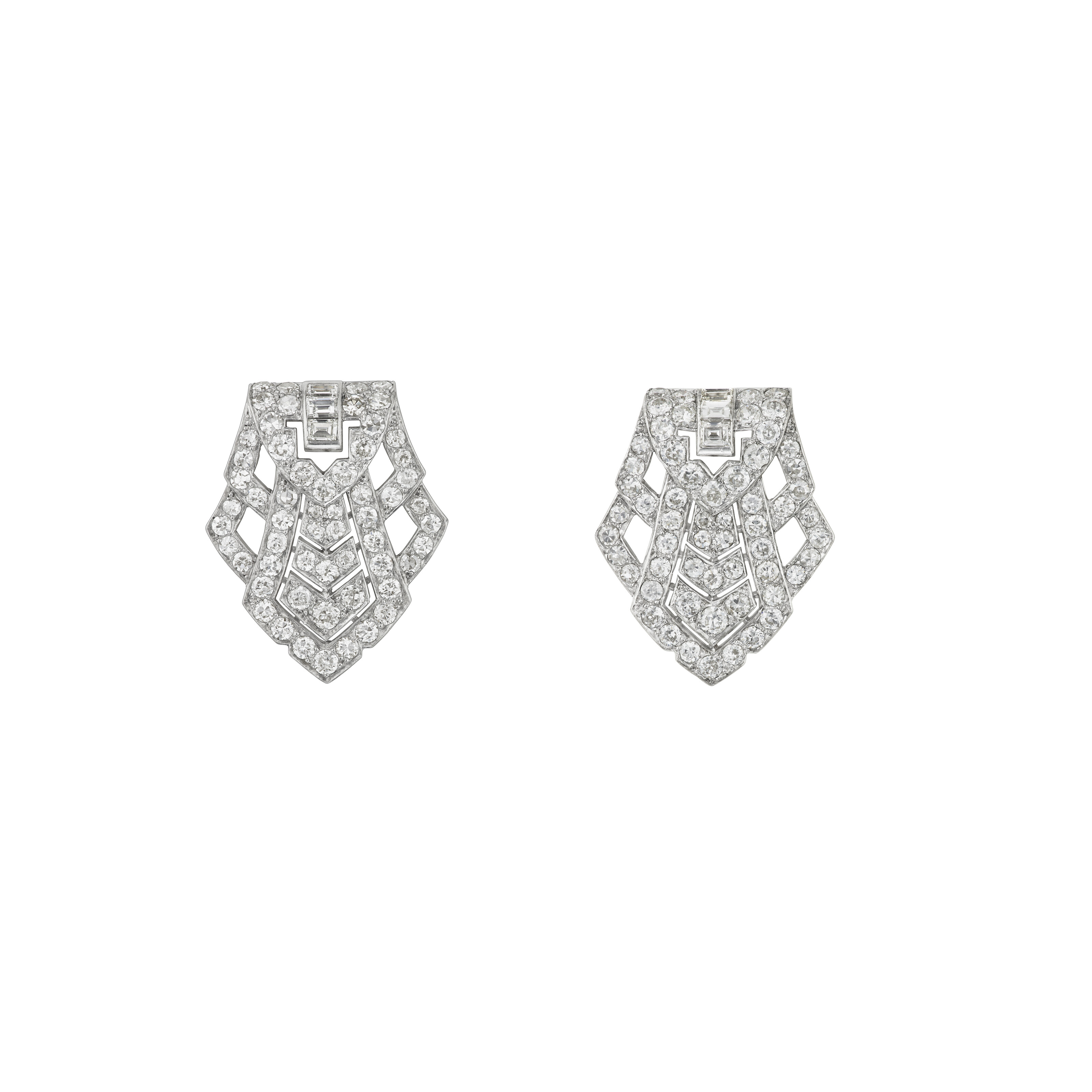 ART DECO PAIR OF DIAMOND CLIP-BROOCHES, | Christie's