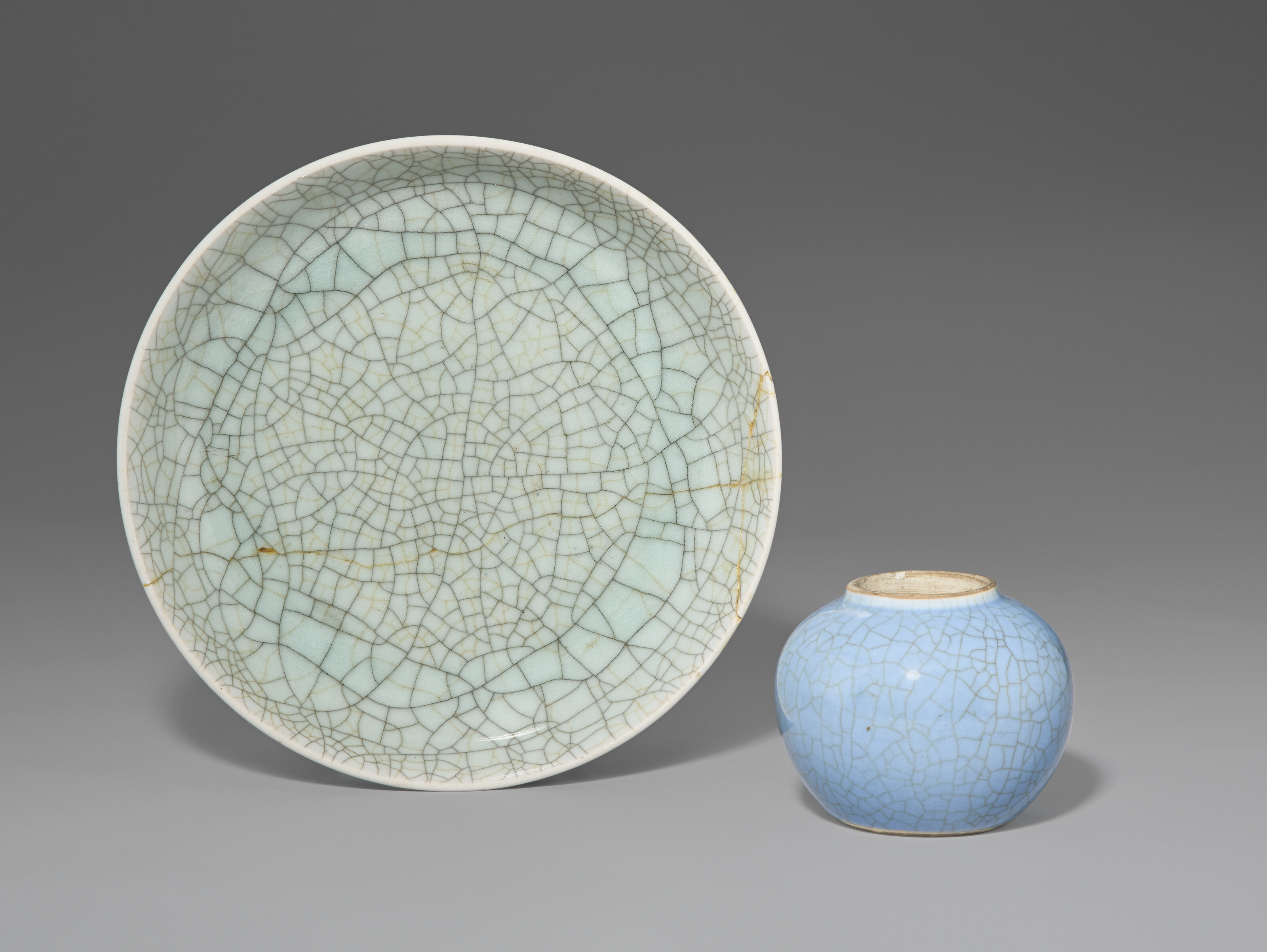 TWO CRACKLE-GLAZED VESSELS