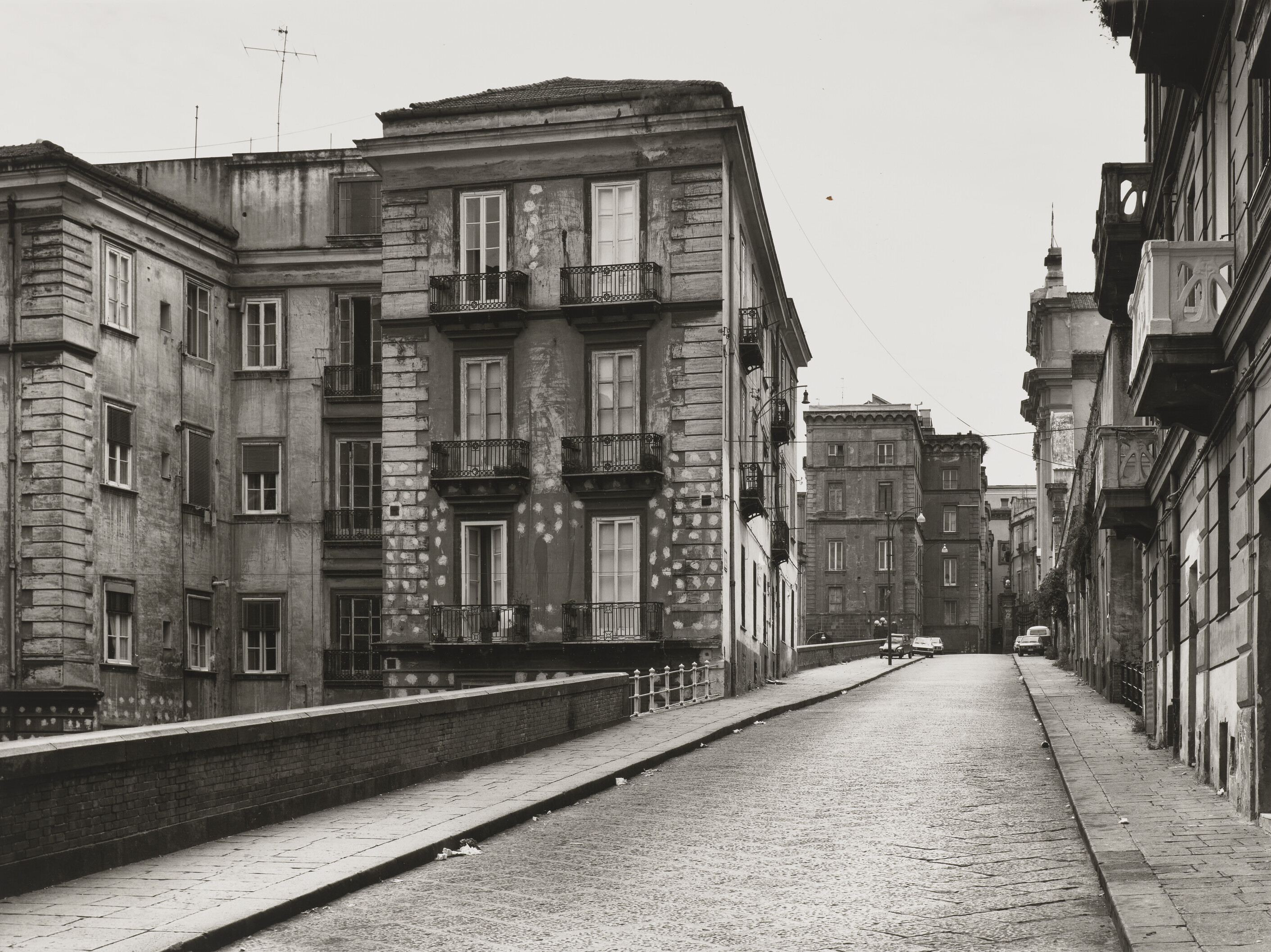 THOMAS STRUTH (B. 1954)