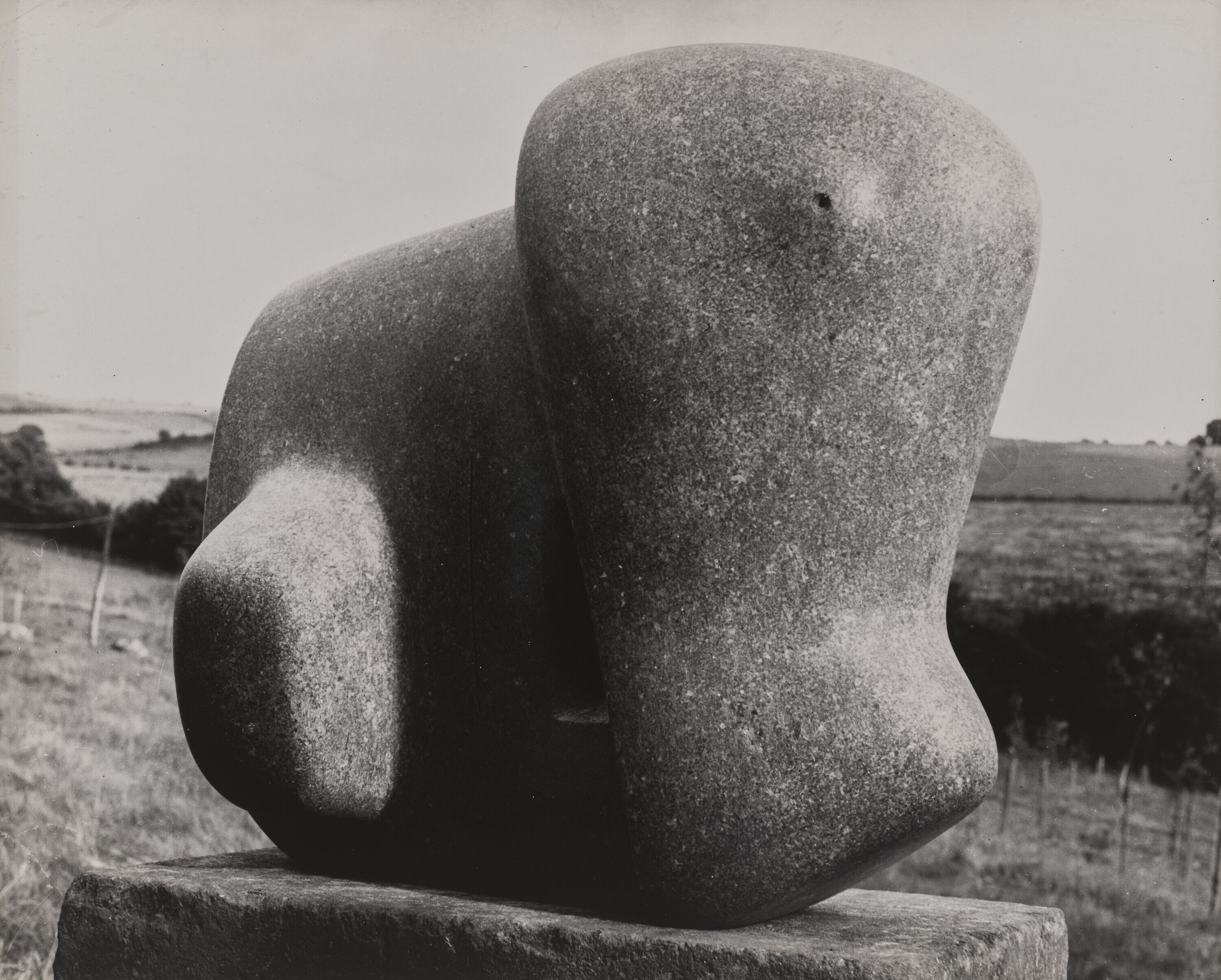 HENRY MOORE (1898–1986)
