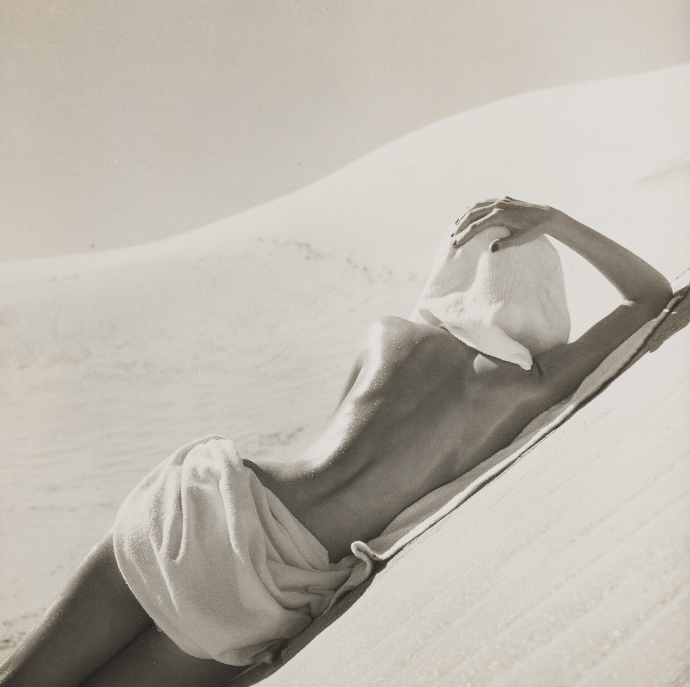 LOUISE DAHL–WOLFE (1895–1989)