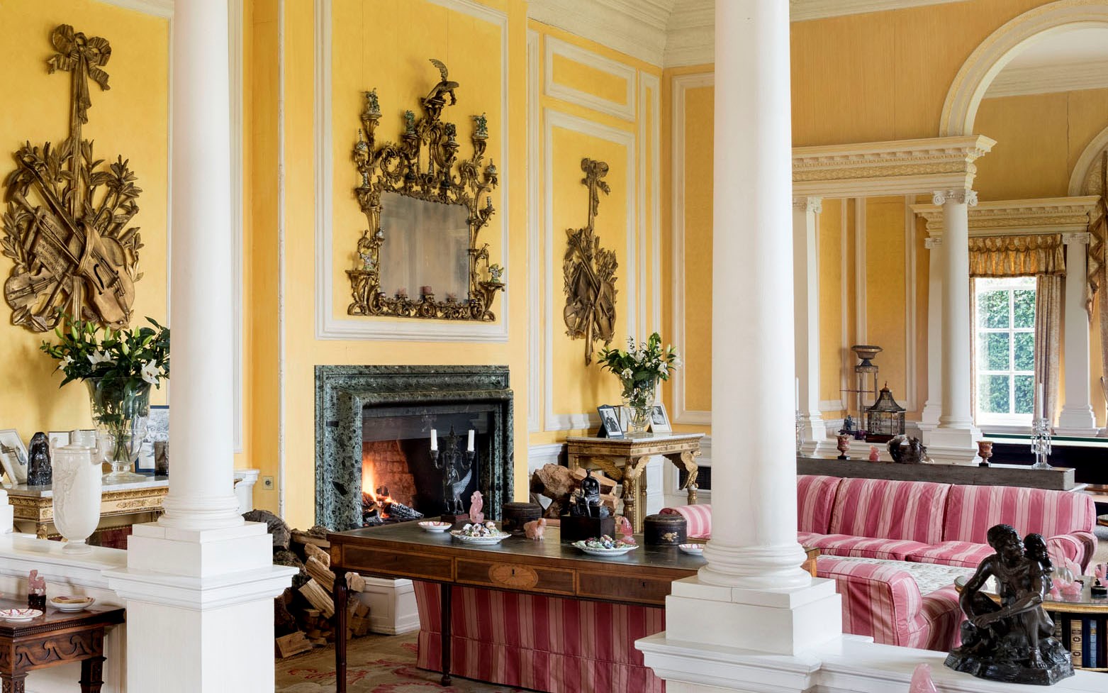 Julians Park and Six Private Collections: Live