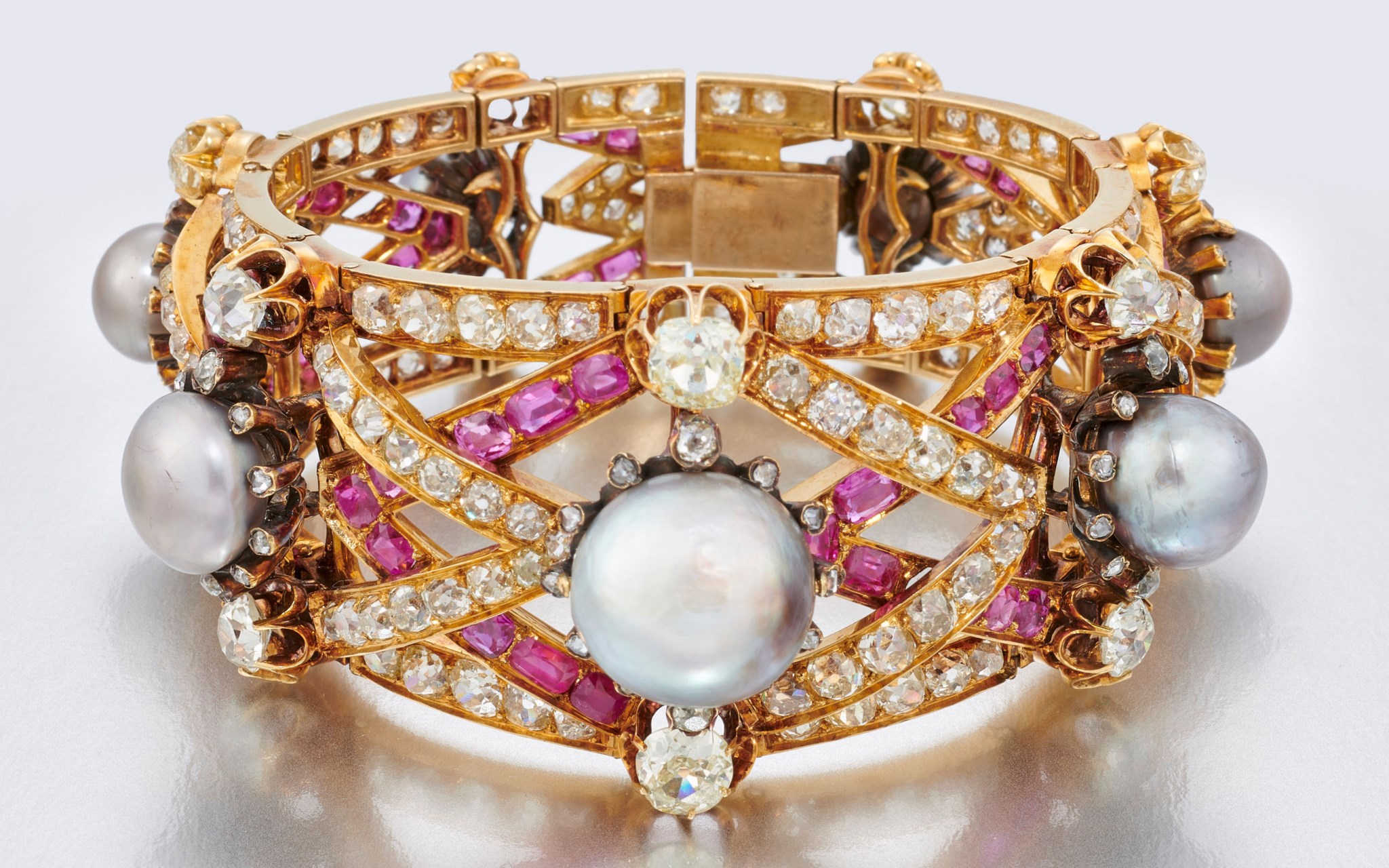 Jewels Online: The London Edit