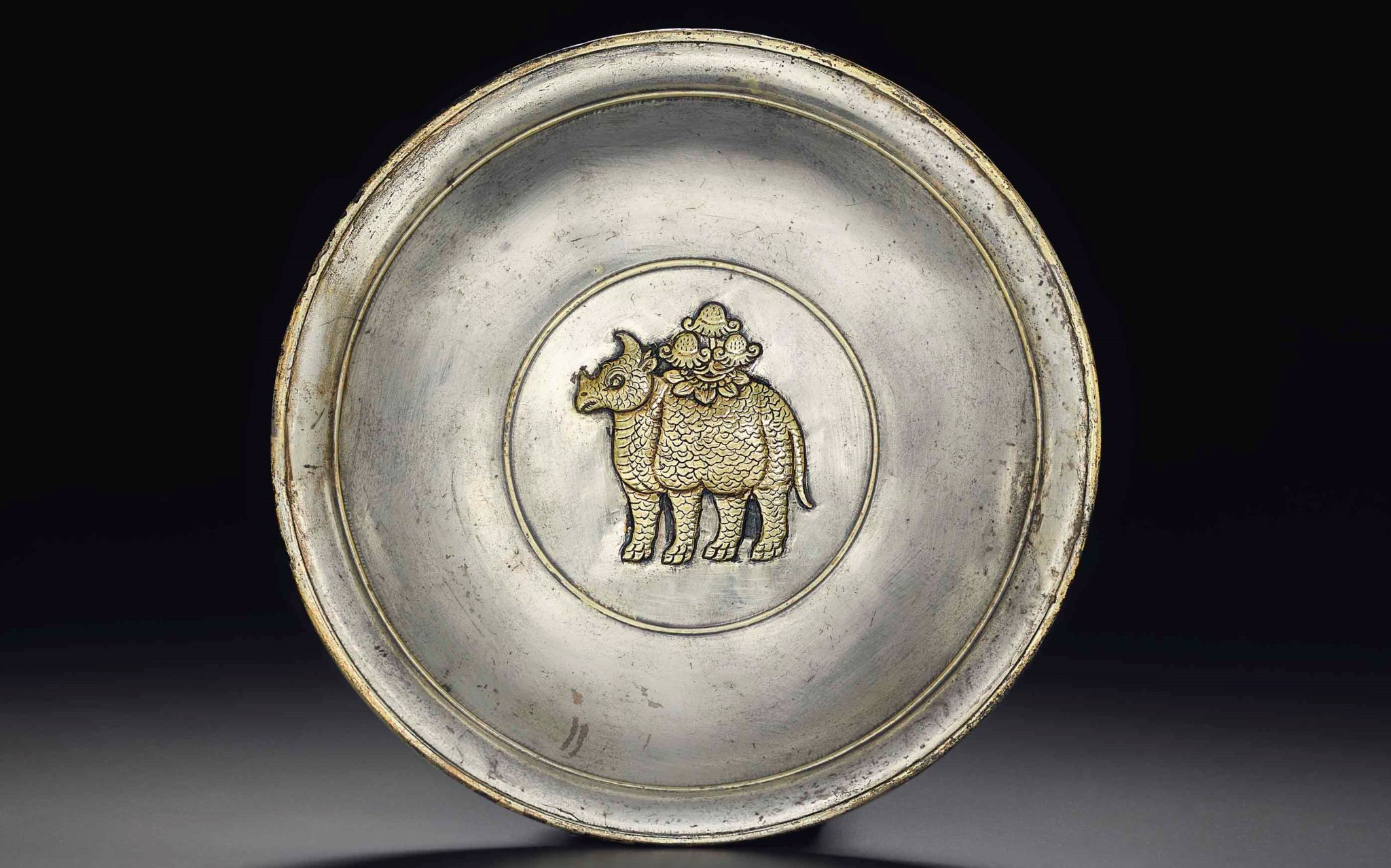 Important Chinese Ceramics and Works of Art