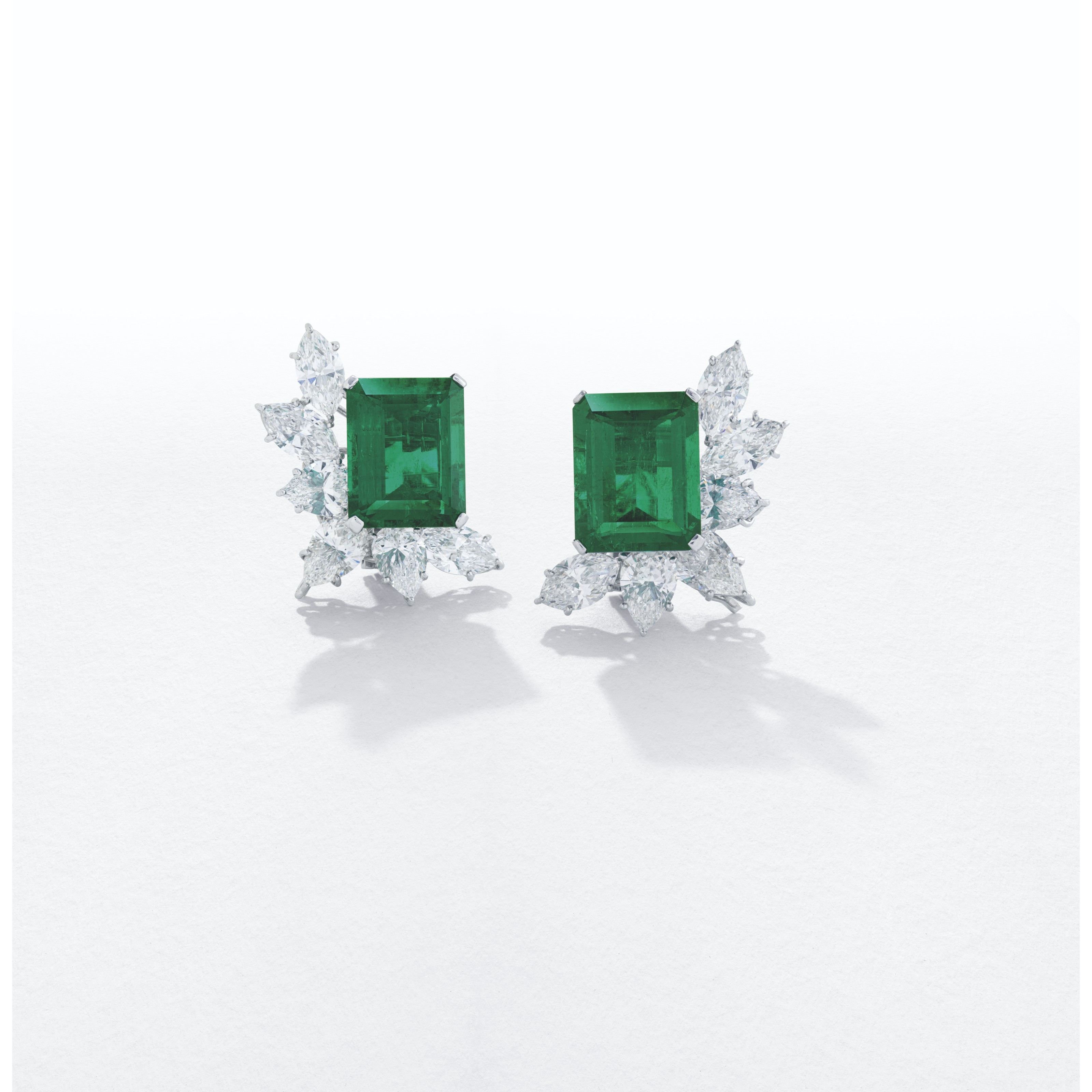 Graff emerald earrings deals
