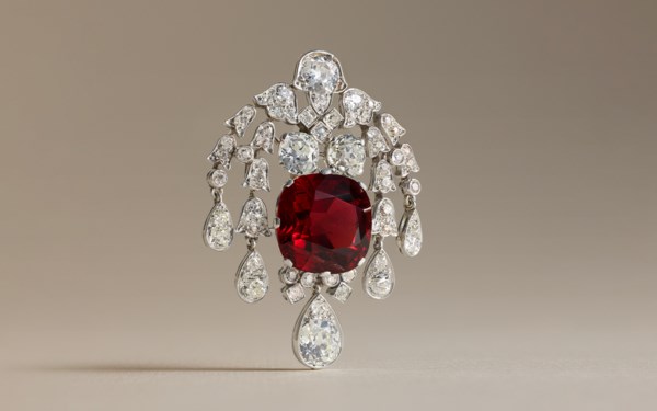 Jewels Online: The London Edit auction at Christies