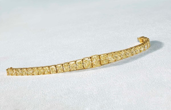 Jewels Online: The Hong Kong E auction at Christies