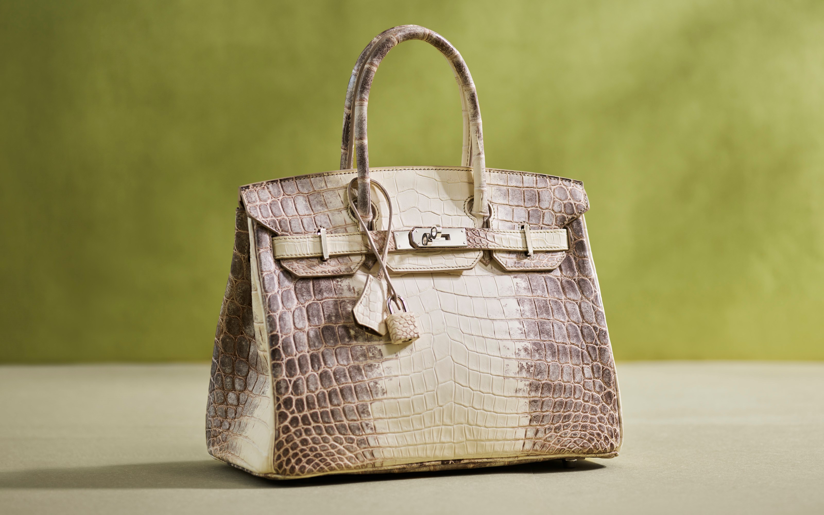 Handbags Online: The Hong Kong auction at Christies