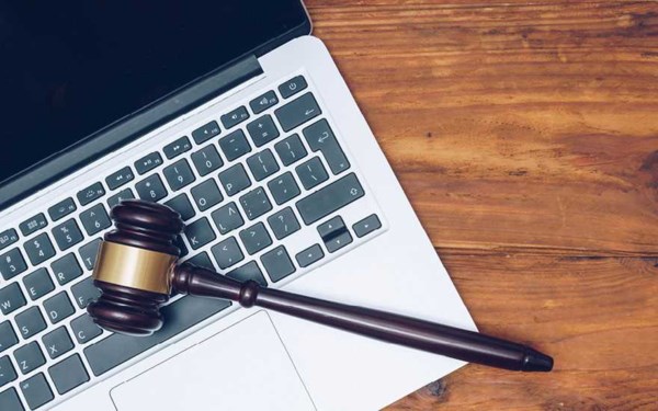  Watches Online: Hong Kong Edi auction at Christies