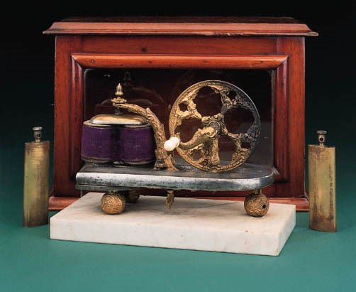 A fine late 19th-Century electro-medical coil,