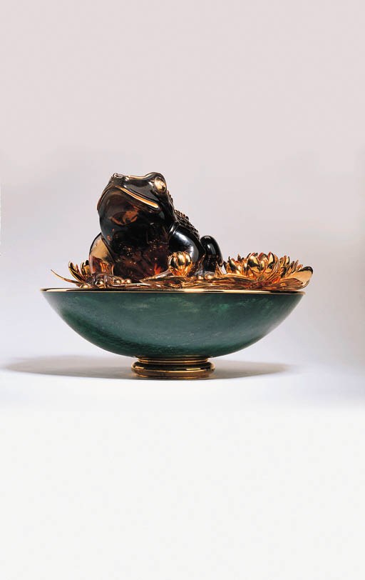 A Frog and Lily Table Ornament