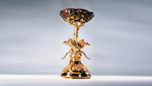 A Fighting Tiger and Agate Lamp and Bowl